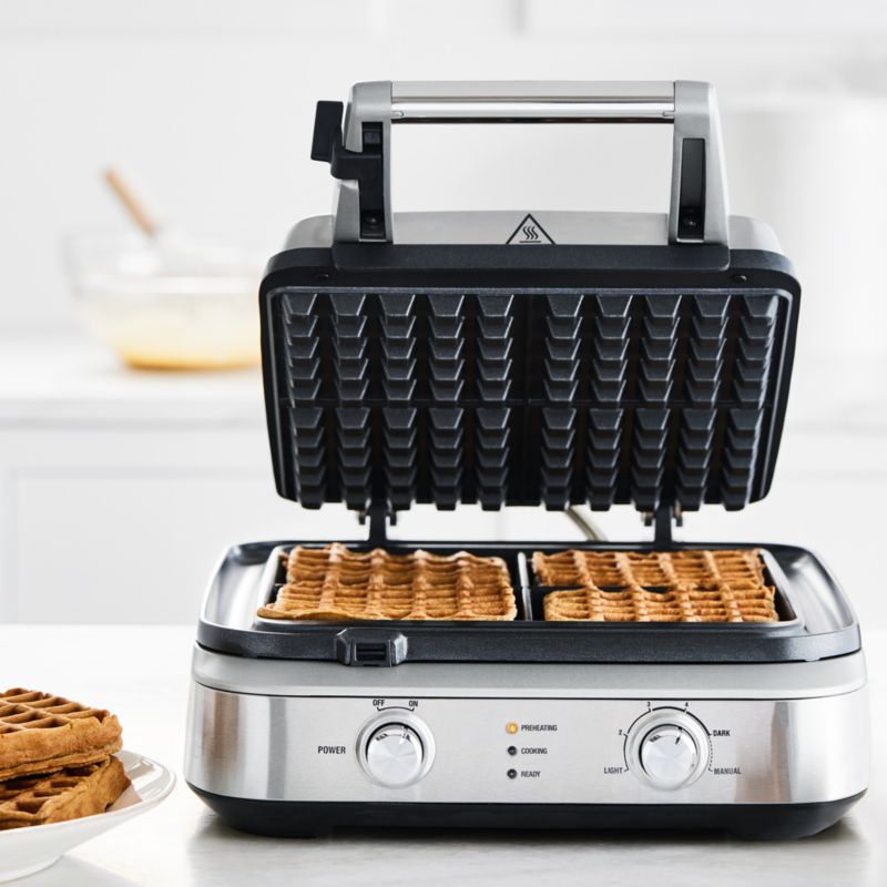 Belgian Style Non-Stick 4-Slice Smart Waffle Maker