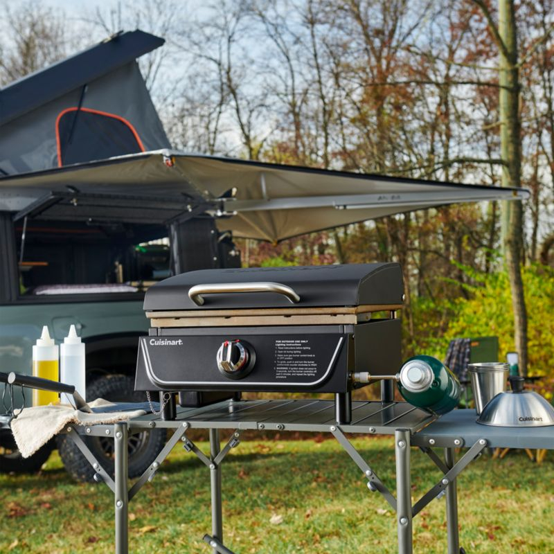 Cuisinart ® 17" Tabletop Gas Griddle with Hood