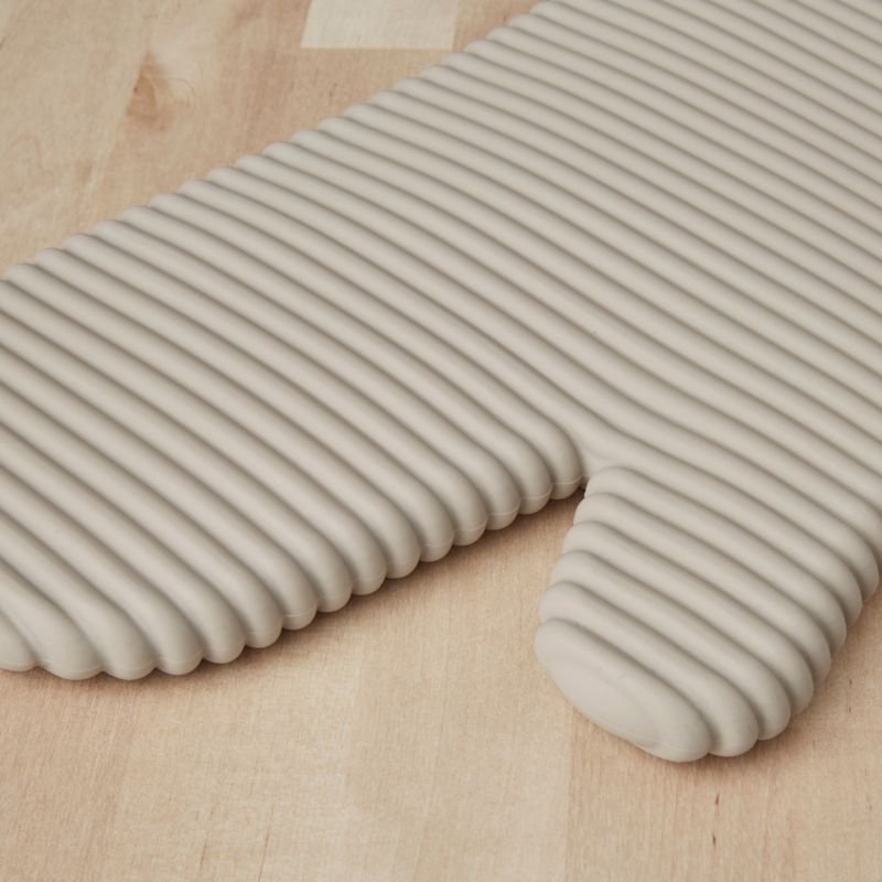 KitchenAid Milkshake Ribbed Soft Silicone Oven Mitts, Set of 2