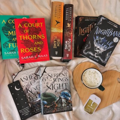 A Court of Mist and Fury - (Court of Thorns and Roses) by  Sarah J Maas (Paperback)