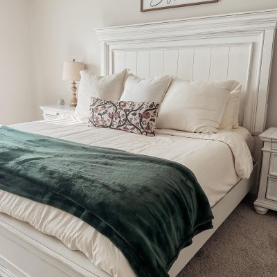 King Microplush Bed Blanket Berry - Threshold™: Cozy Polyester, No Fill, Traditional Style, Machine Washable
