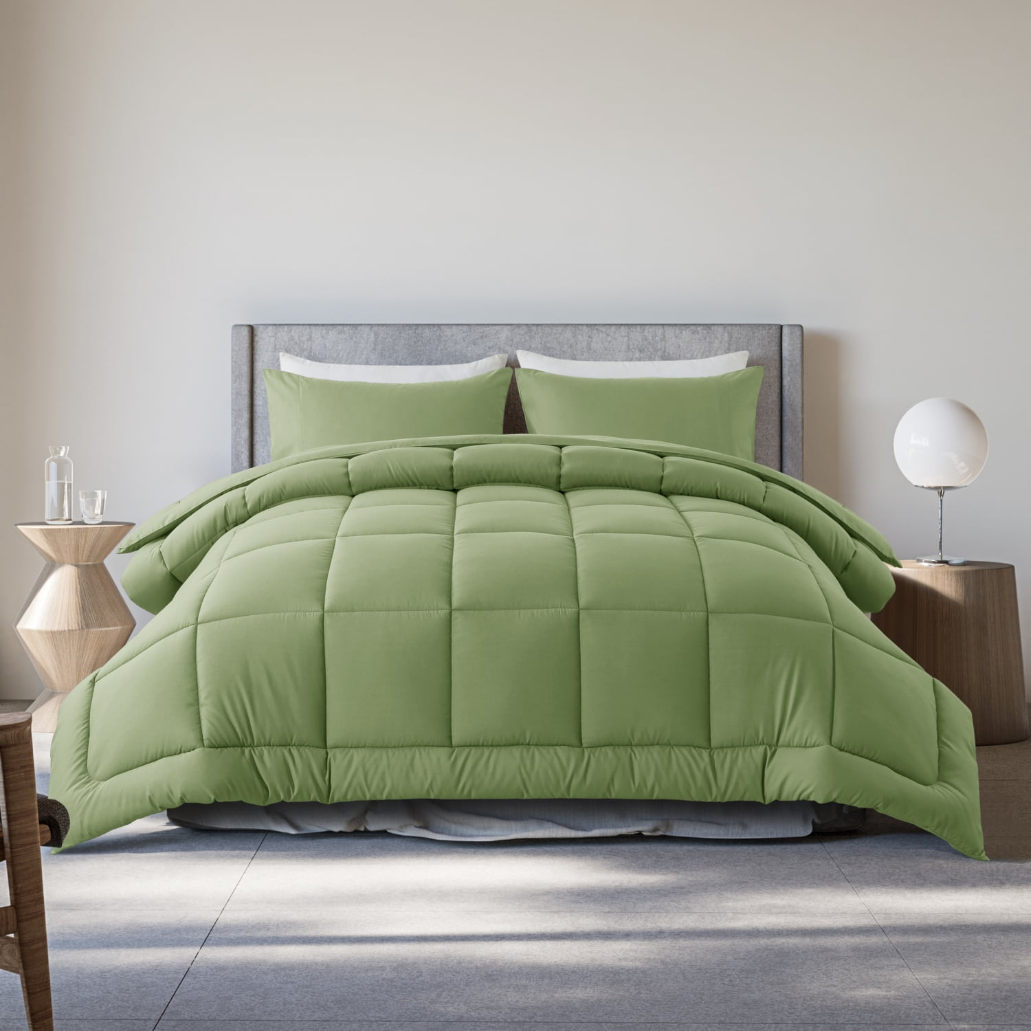 Queen Size 3-Piece All-Season Down Alternative Comforter Set Sage Green | Comforter + Pillow Cases Bedding Set | Hotel Grade Bed in a Bag by KINMEROOM