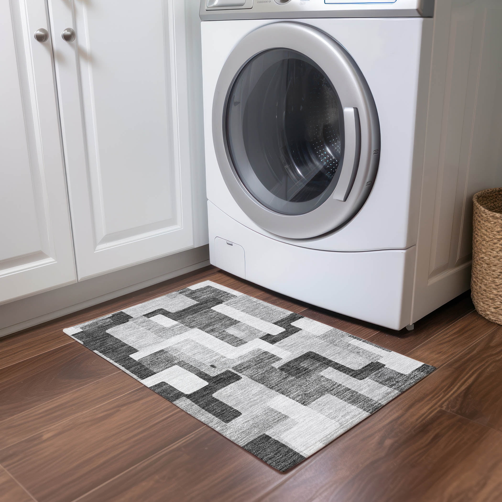 Addison Rugs Chantille Indoor/Outdoor Transitional Geometric Silver Washable Rectangle Rug, 1'8" x 2'6"