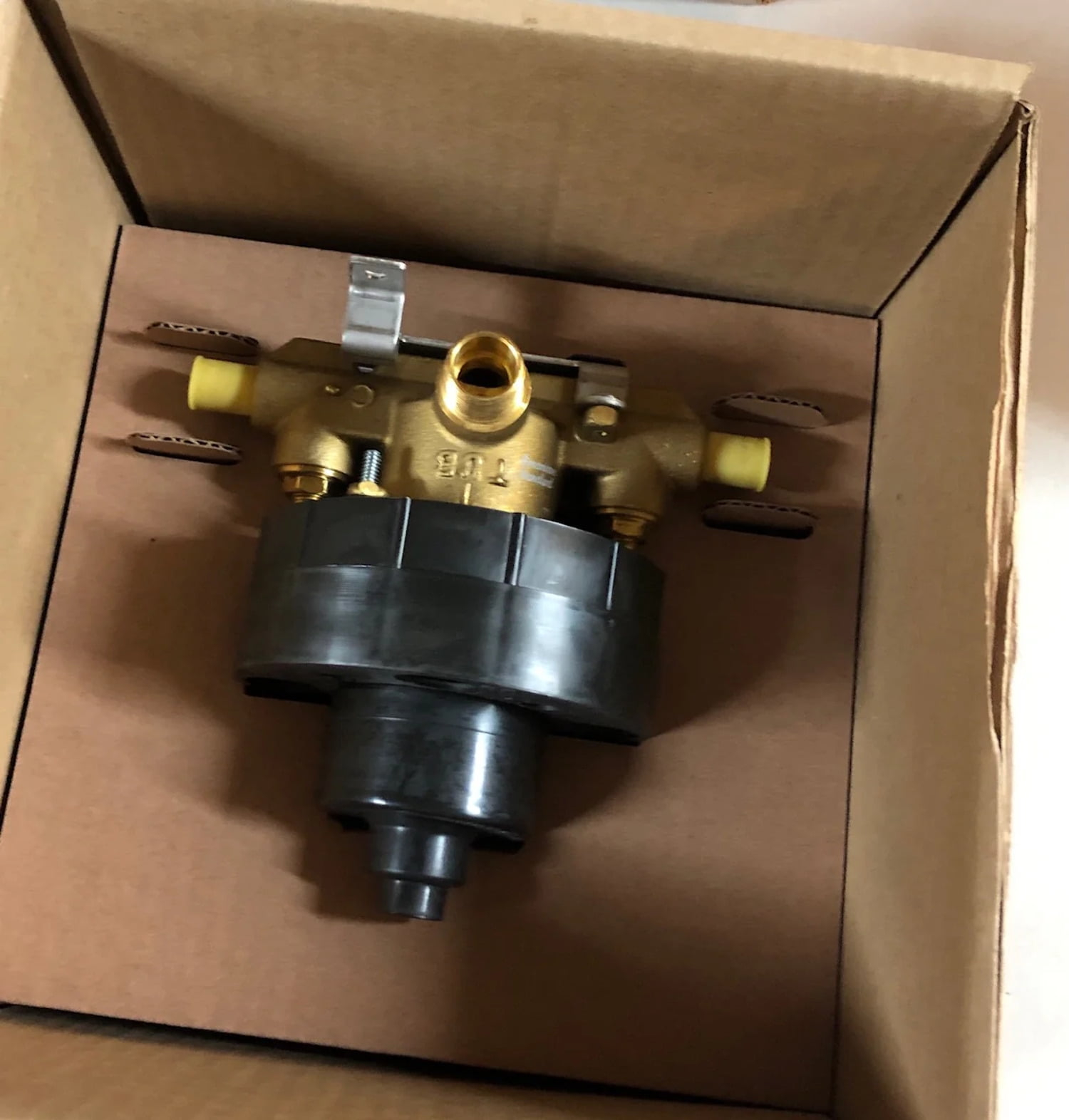 American Standard Pressure Balanced Rough Valve Body With 1/2 PEX Inlets R127SS