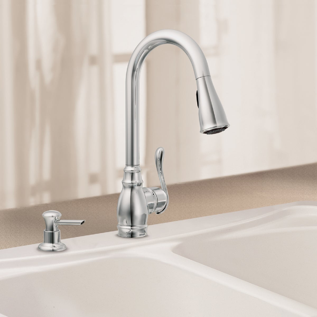 Moen Anabelle Chrome Single Handle Deck-mount Pull-down Kitchen Faucet with Sprayer ( Deck Plate Included ) (Soap Dispenser Included)