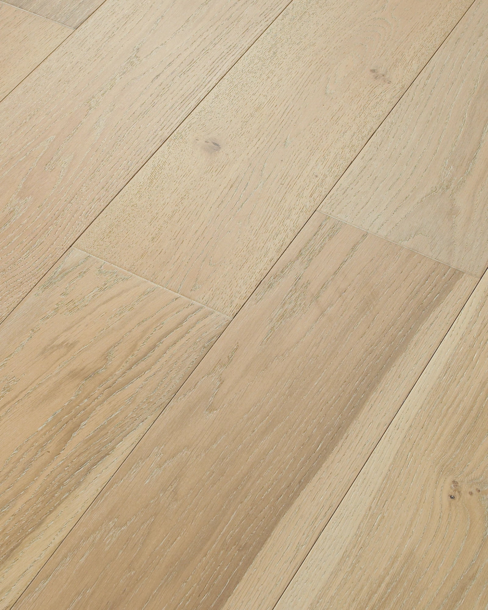 Anderson Tuftex Aa816 Noble Hall 7" Wide Wire Brushed Engineered White Oak Hardwood