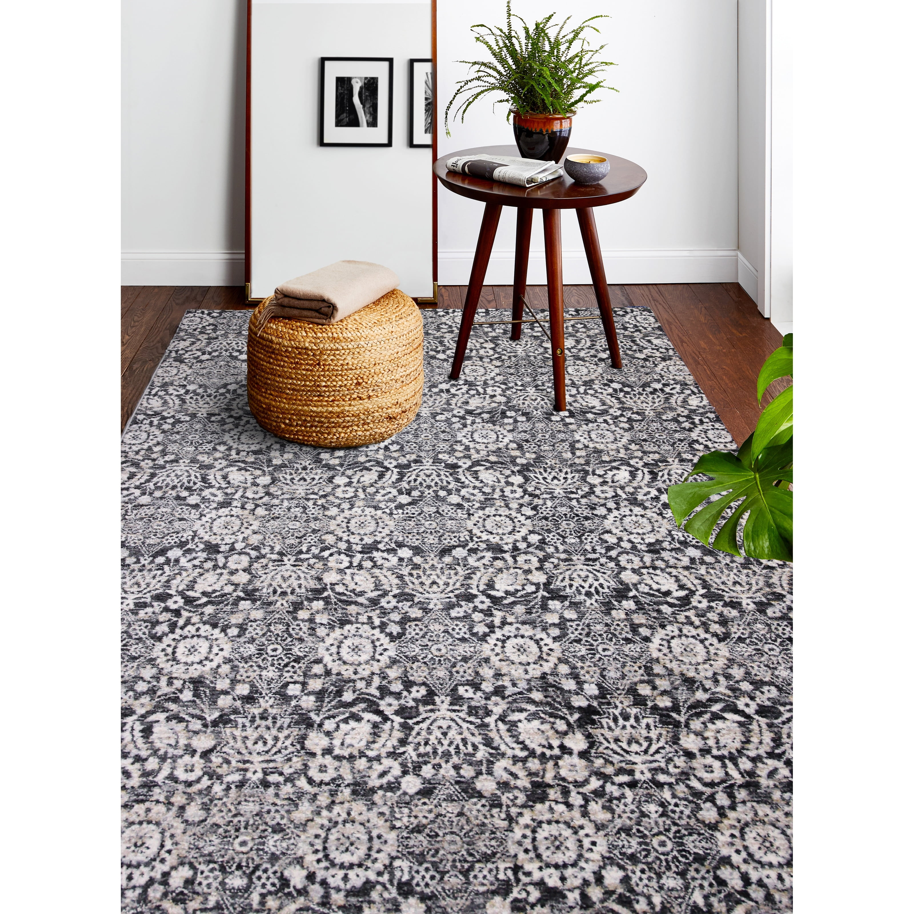 Bashian Bradford Olene 3'6" x 5'6" Area Rug in Charcoal