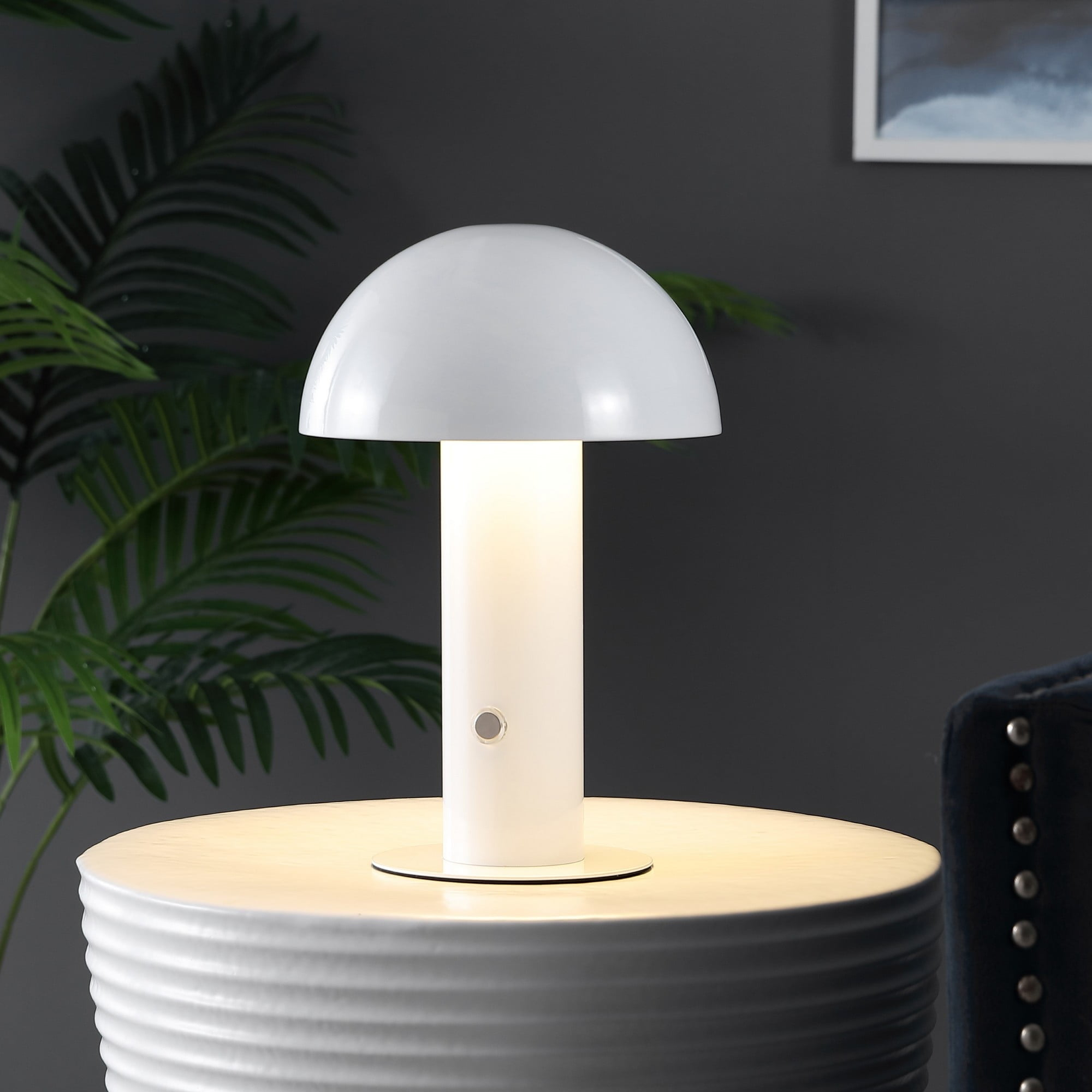 JONATHAN Y JYL7115B Boletus 10.75" Contemporary Bohemian Rechargeable/Cordless Iron Integrated Portable LED Mushroom Table Lamp, Modern, Coastal for living room, dinning room, bedroom, White