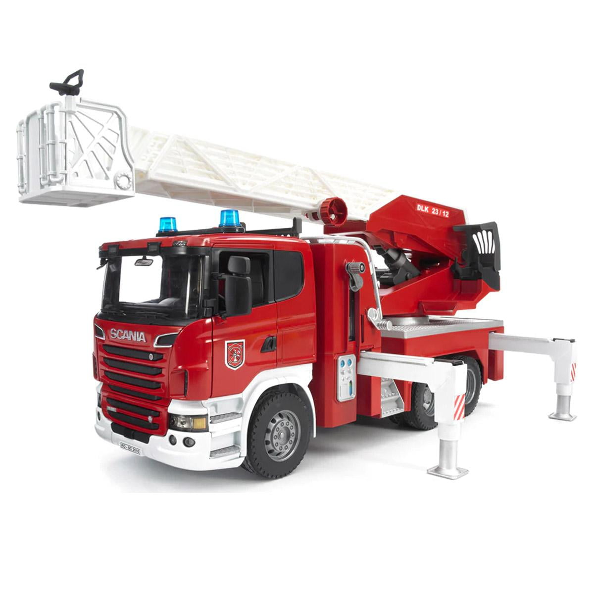 Bruder SCANIA Super 560R Fire engine with water pump and L&S module