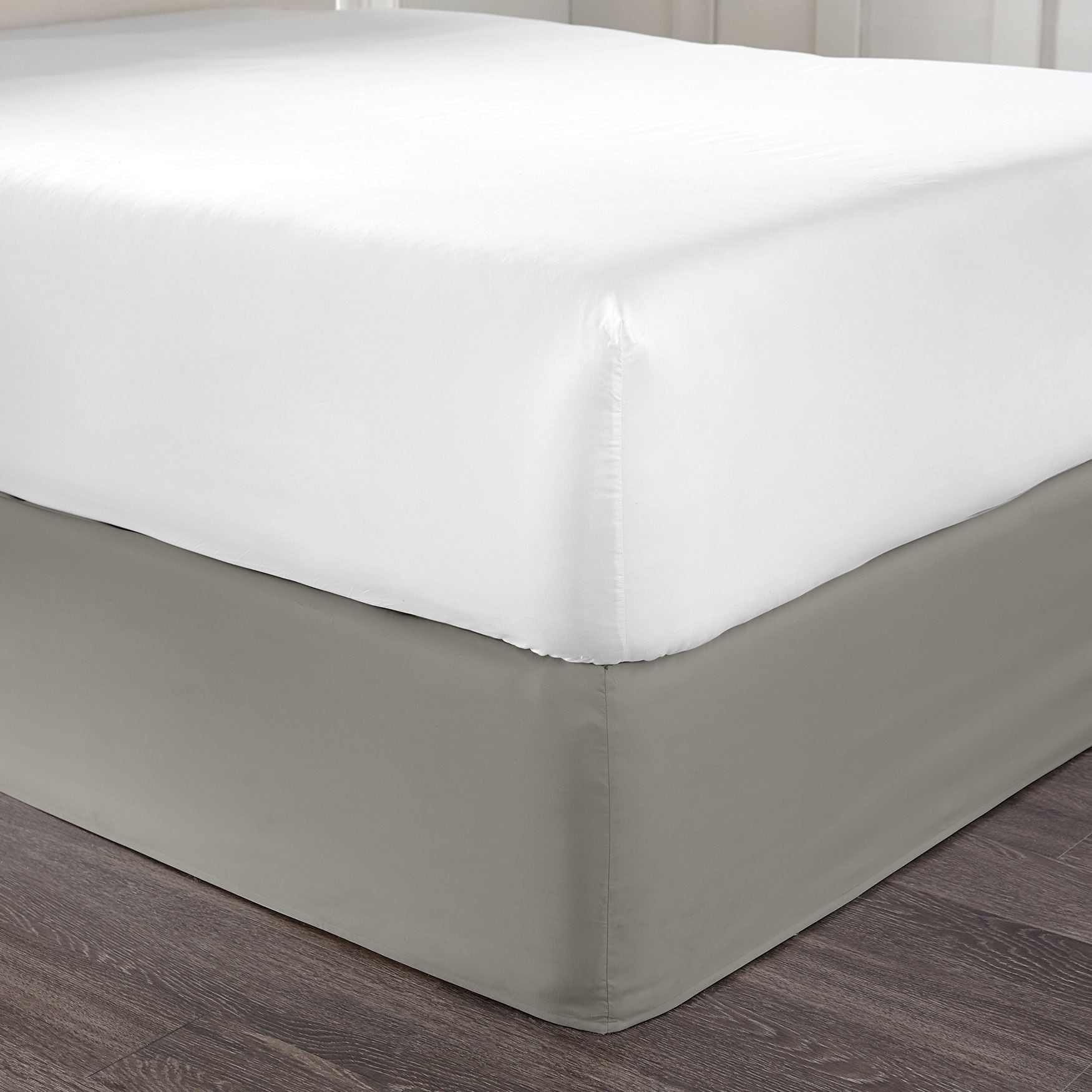 BrylaneHome BH Studio Microfiber Bedskirt