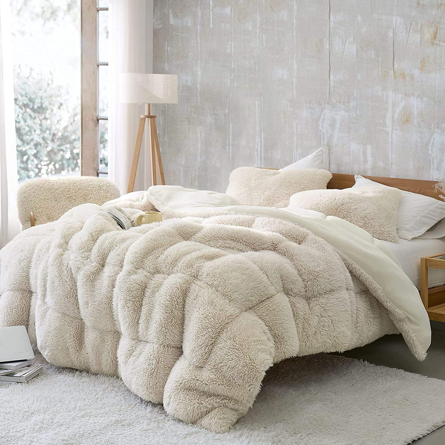 Coma Inducer Alaskan Winters® - ® Oversized Comforter - Arctic Wolf Oversized King