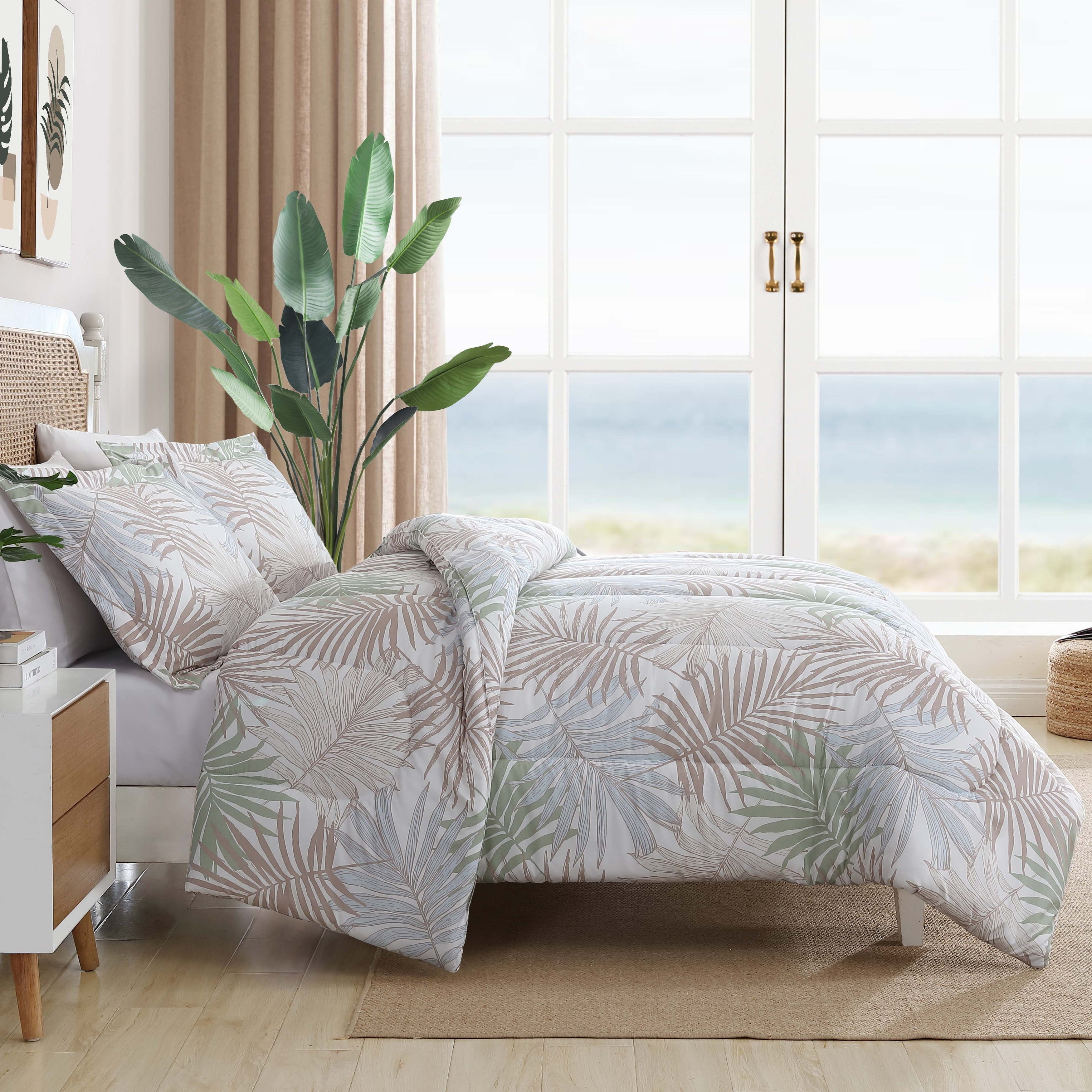 Caribbean Joe  3PC Comforter Set Full - Queen - Sunrise Palm