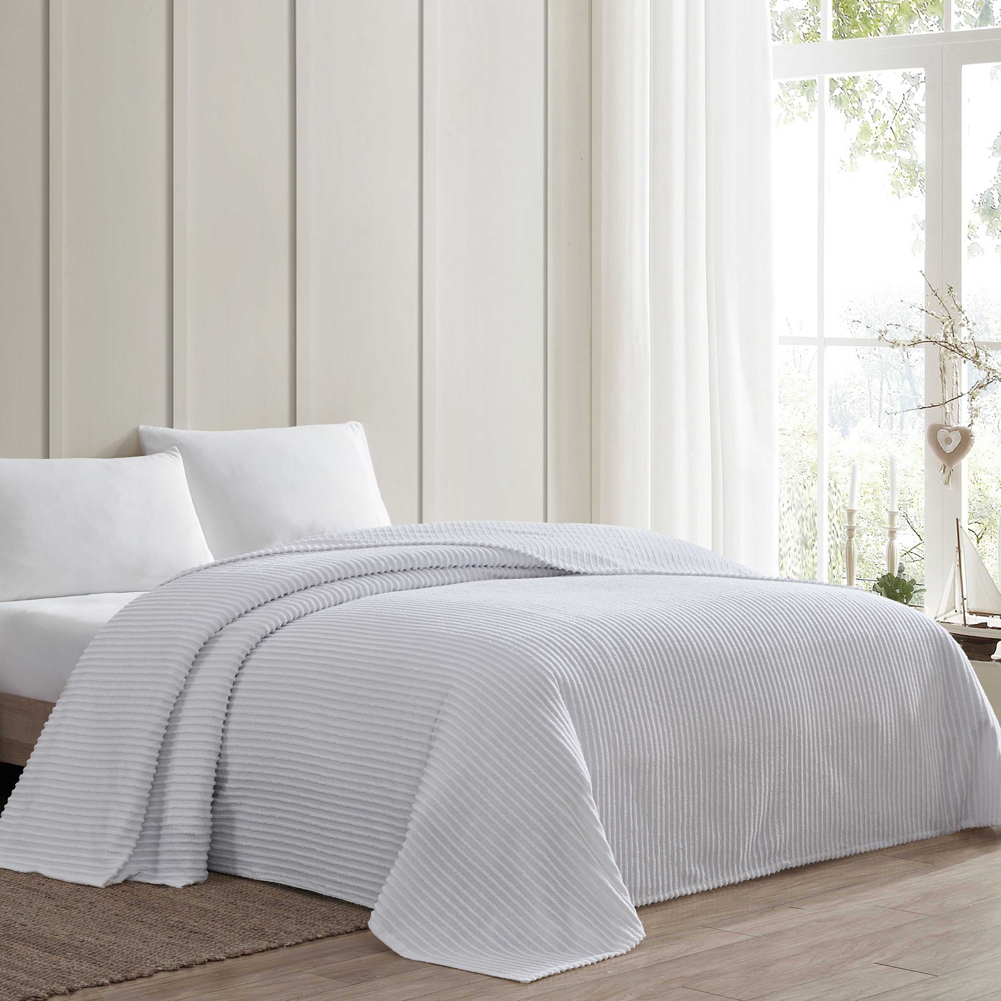 Beatrice Home Fashions Channel Striped Cotton Coverlet