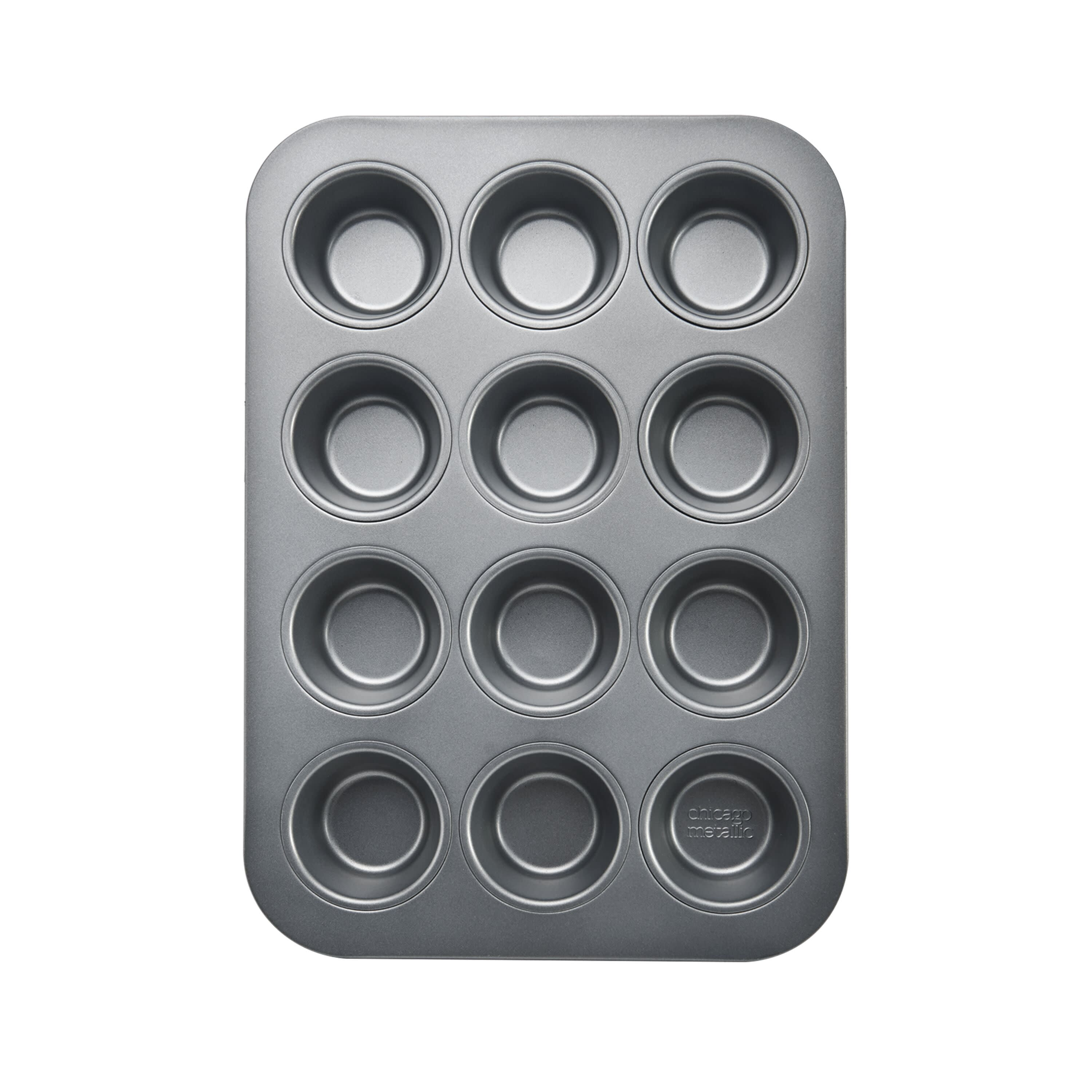 Chicago Metallic Chicago Metallic Commercial II Non-Stick 12-Cup Muffin Pan