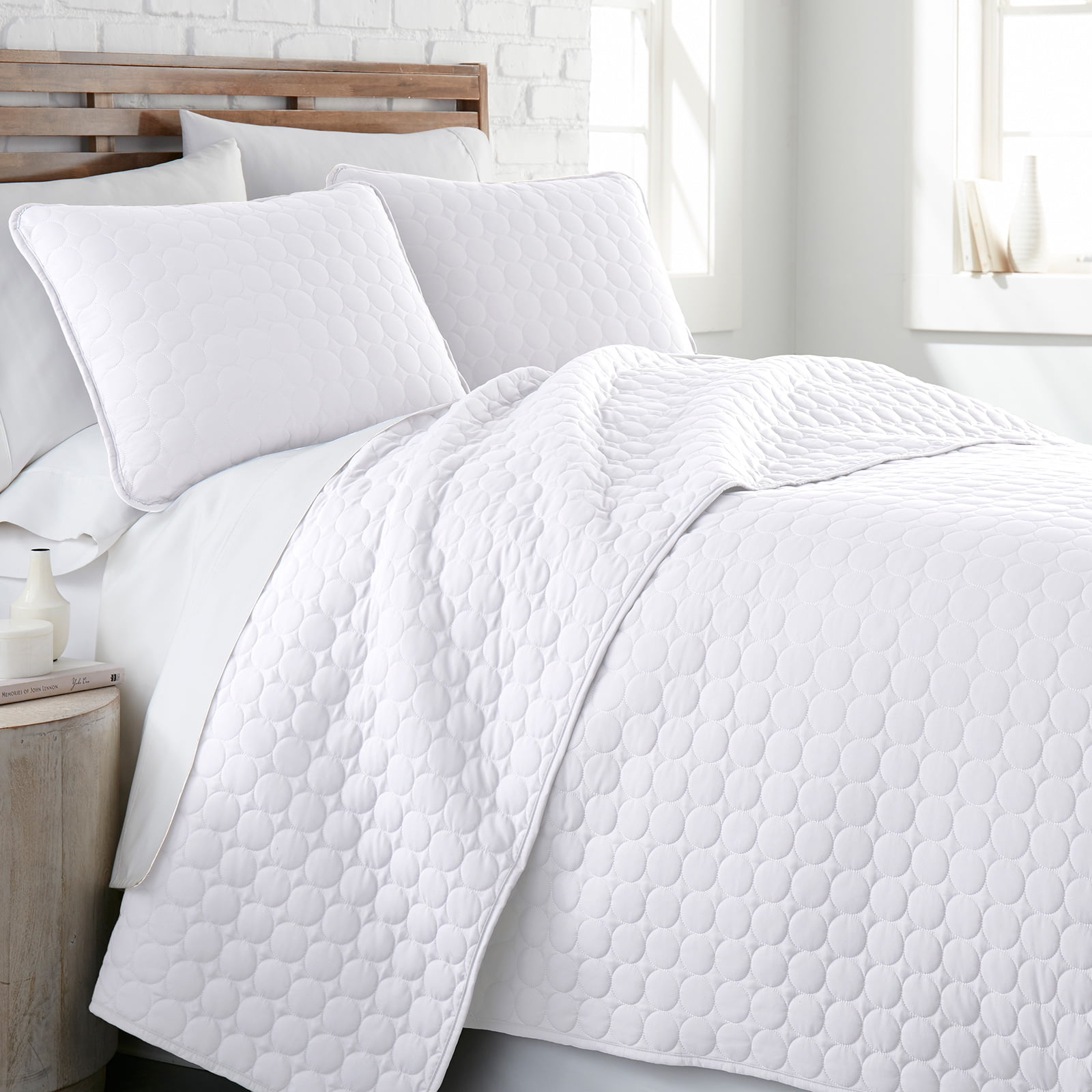 Classic Quilt Set by Southshore Fine Linens
