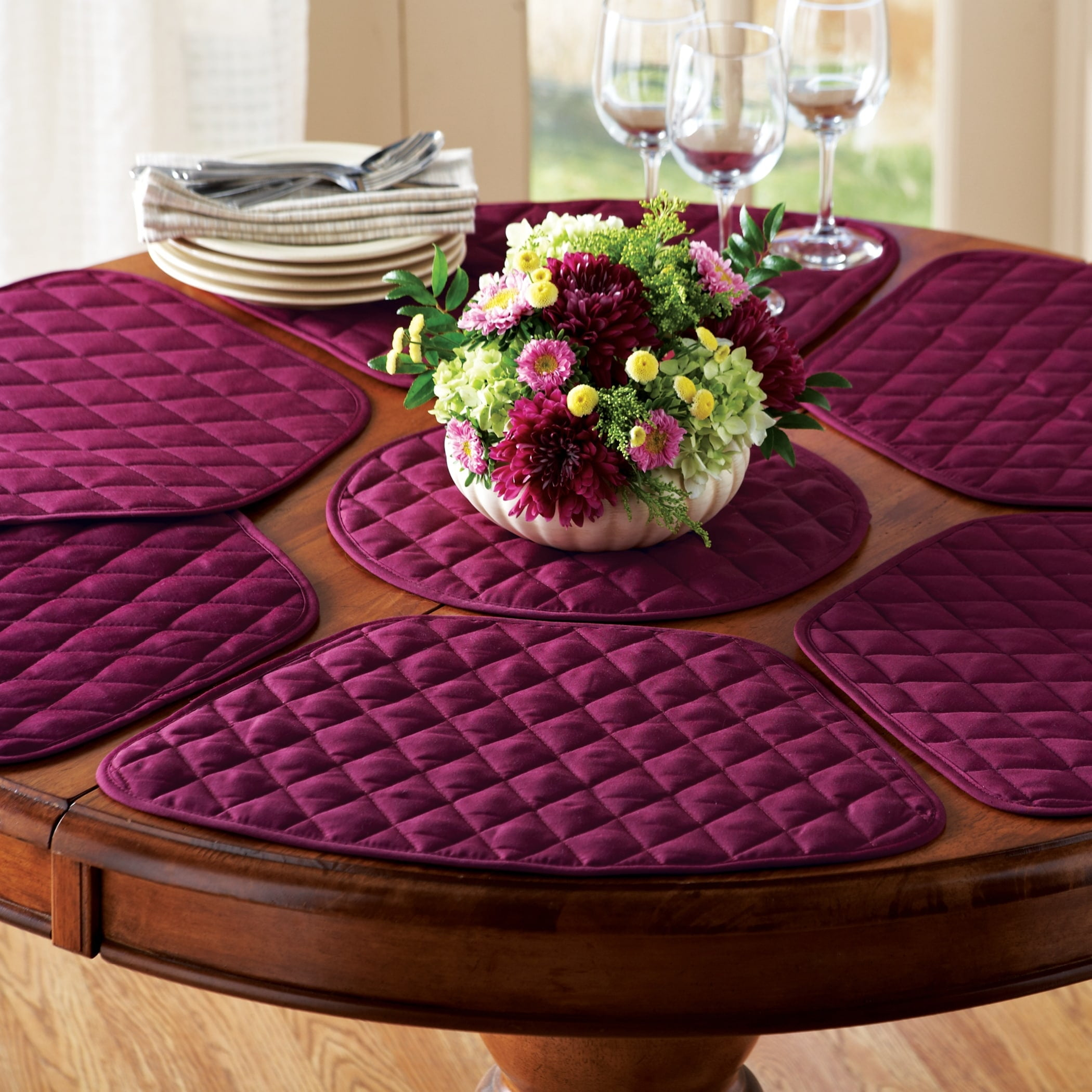 Collections Etc Kitchen Table Placemat and Centerpiece Set - 7 Pc, Red