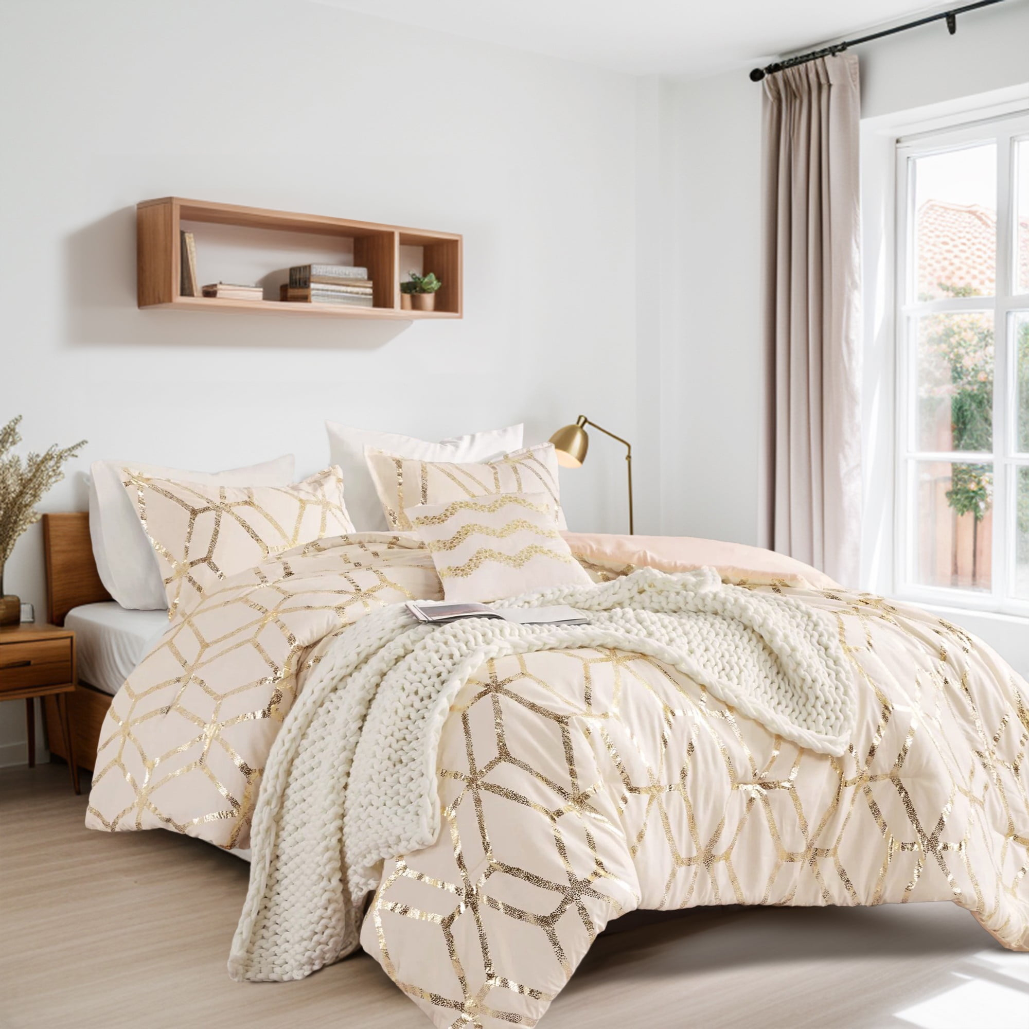 Comfort Spaces Twin/Twin XL Size Comforter Sets, 3-Piece Bedding Set for All Season, Blush and Gold Comforter Bed Set for College Dorm, Geometric Metallic