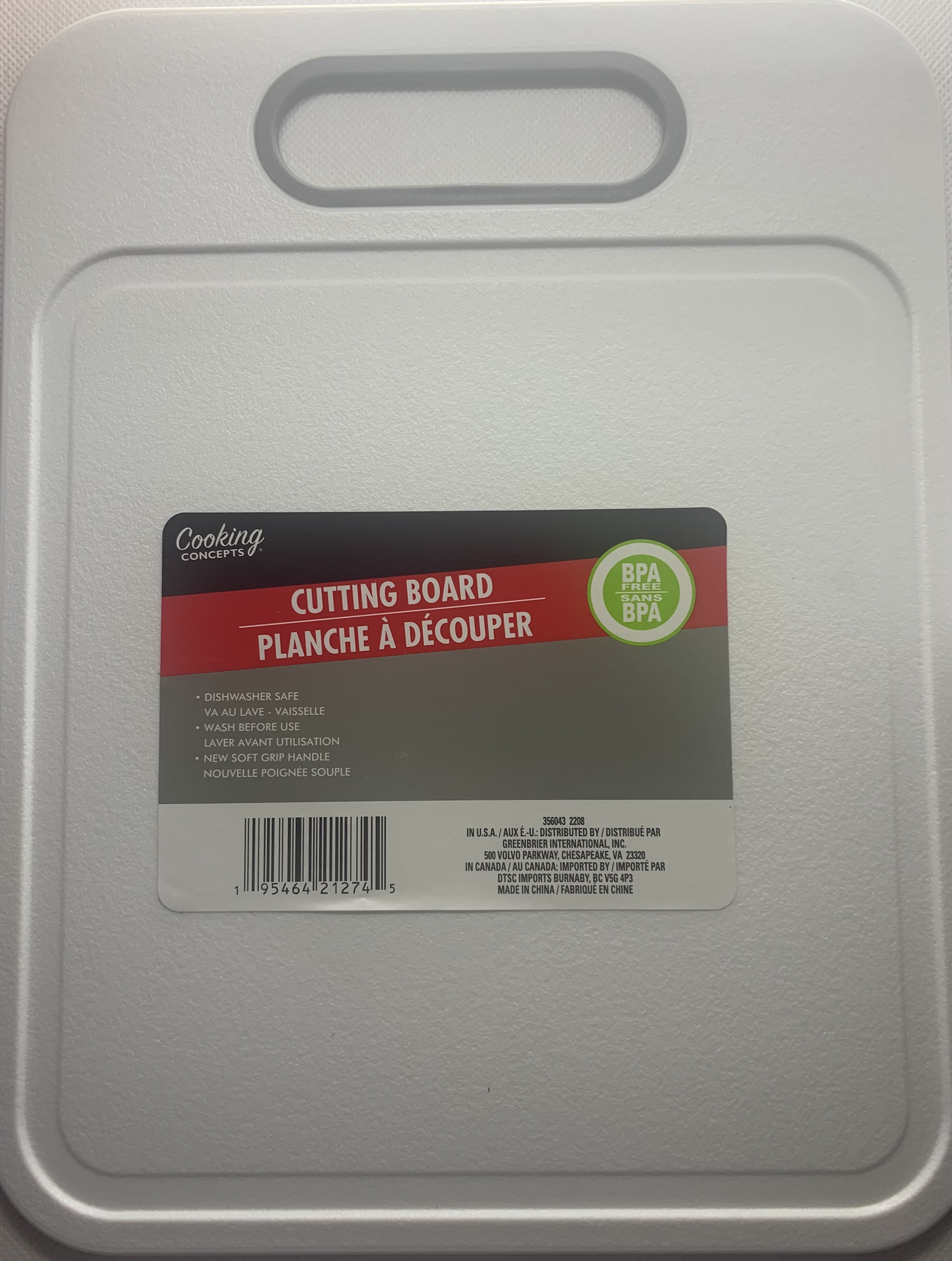 Cooking Concepts White Plastic Cutting Boards with Grips, 8.5x11-in.