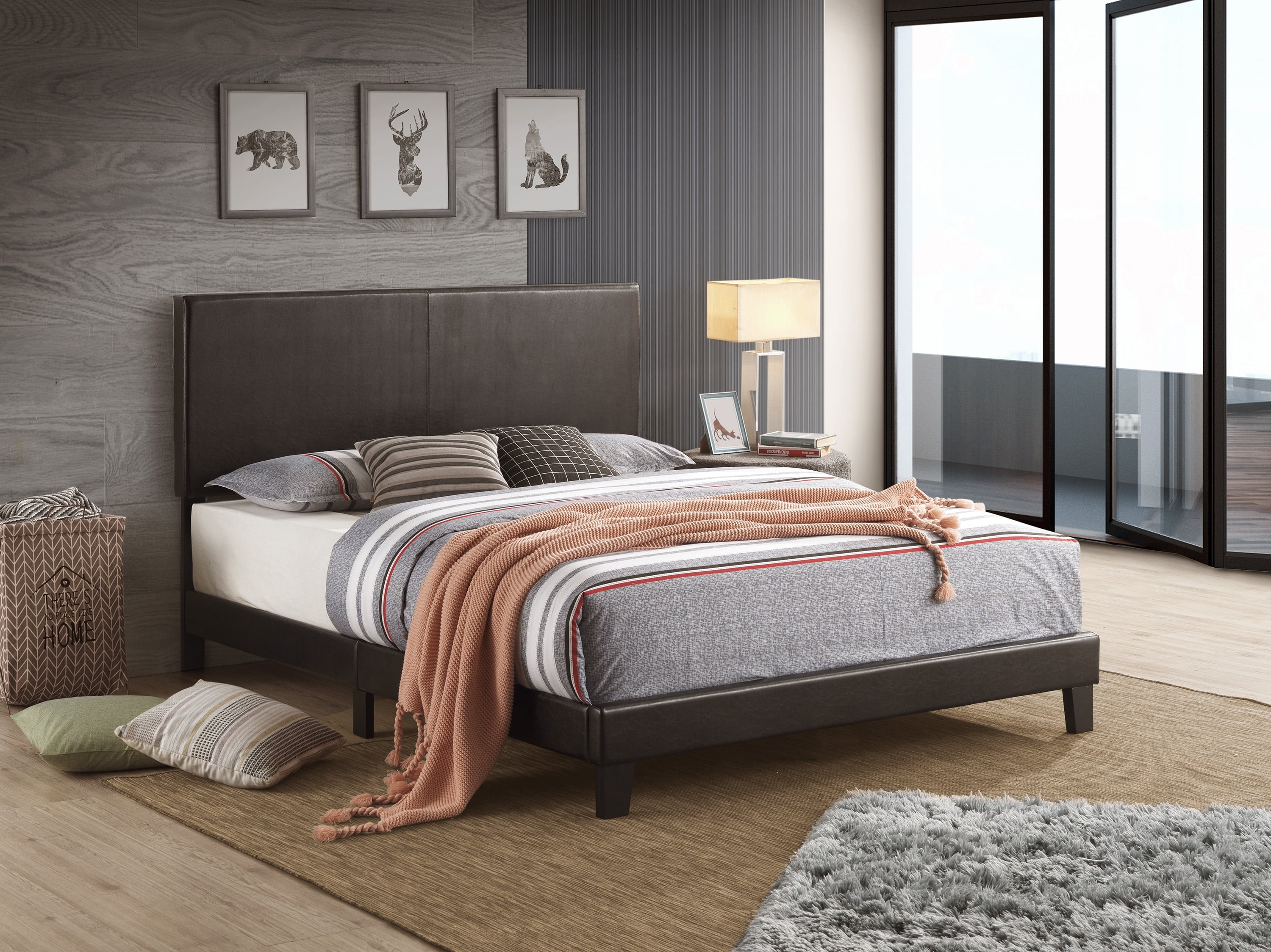 Crown Mark Yates Black Platform Bed, Full