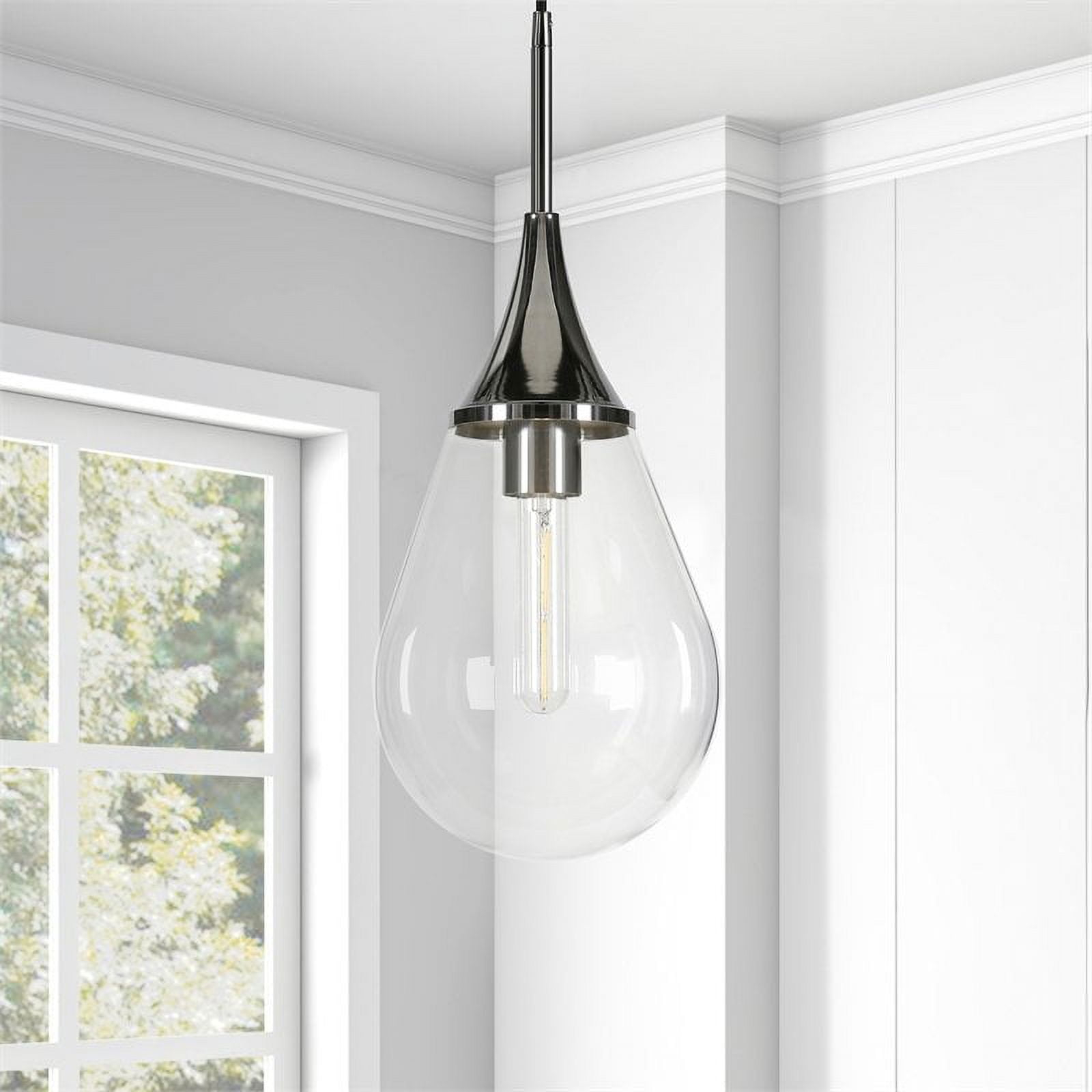 Evelyn&Zoe 7" Polished Nickel Metal/Glass Pendant