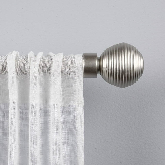 EXCLUSIVE HOME Modern Layer 1" Curtain Rod and Coordinating Finial Set, Matte Silver, Adjustable 36"-72"