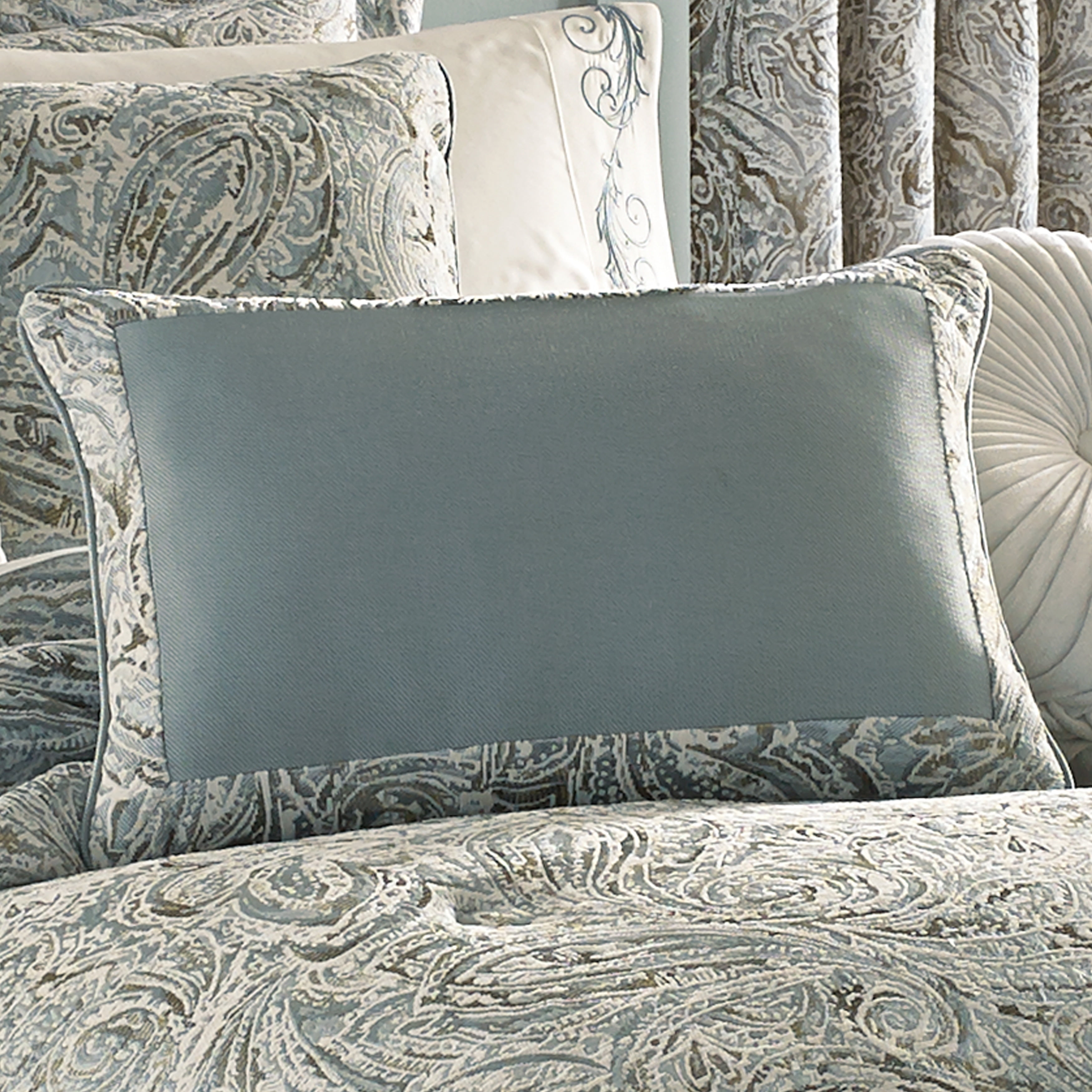 Five Queens Court  Garrison Blue Paisley Decorative Boudoir Pillow