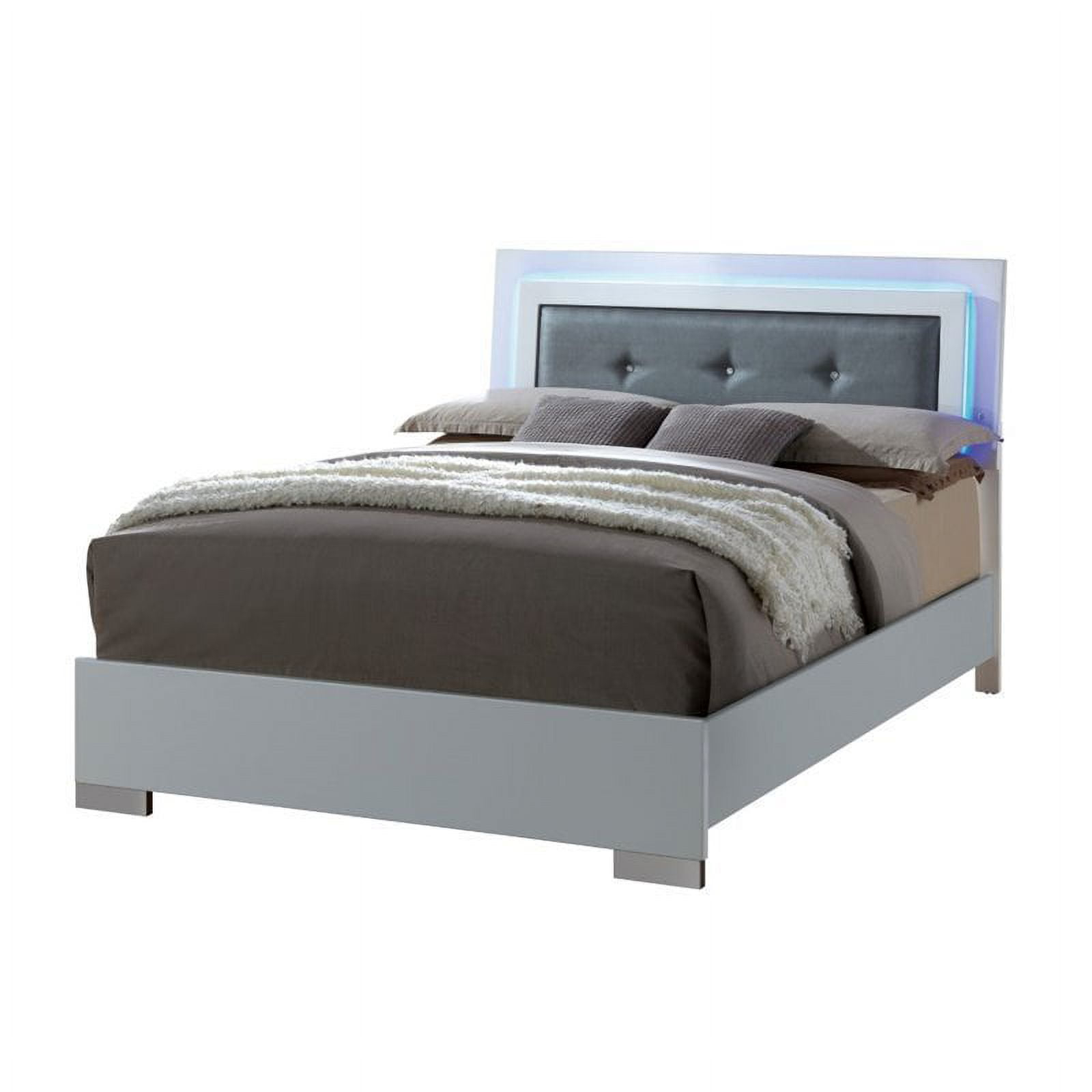 Furniture of America Rayland Contemporary Wood Queen Tufted Bed in Glossy White