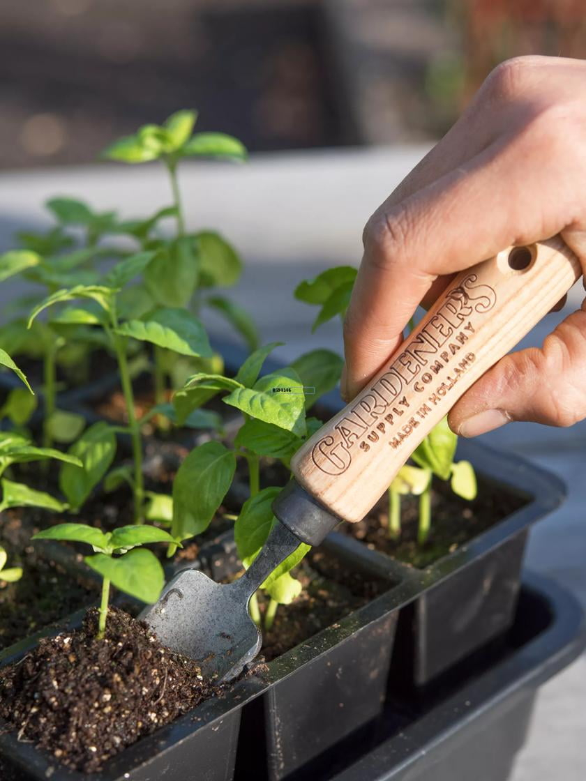 Gardenerfts Lifetime Mini Trowel