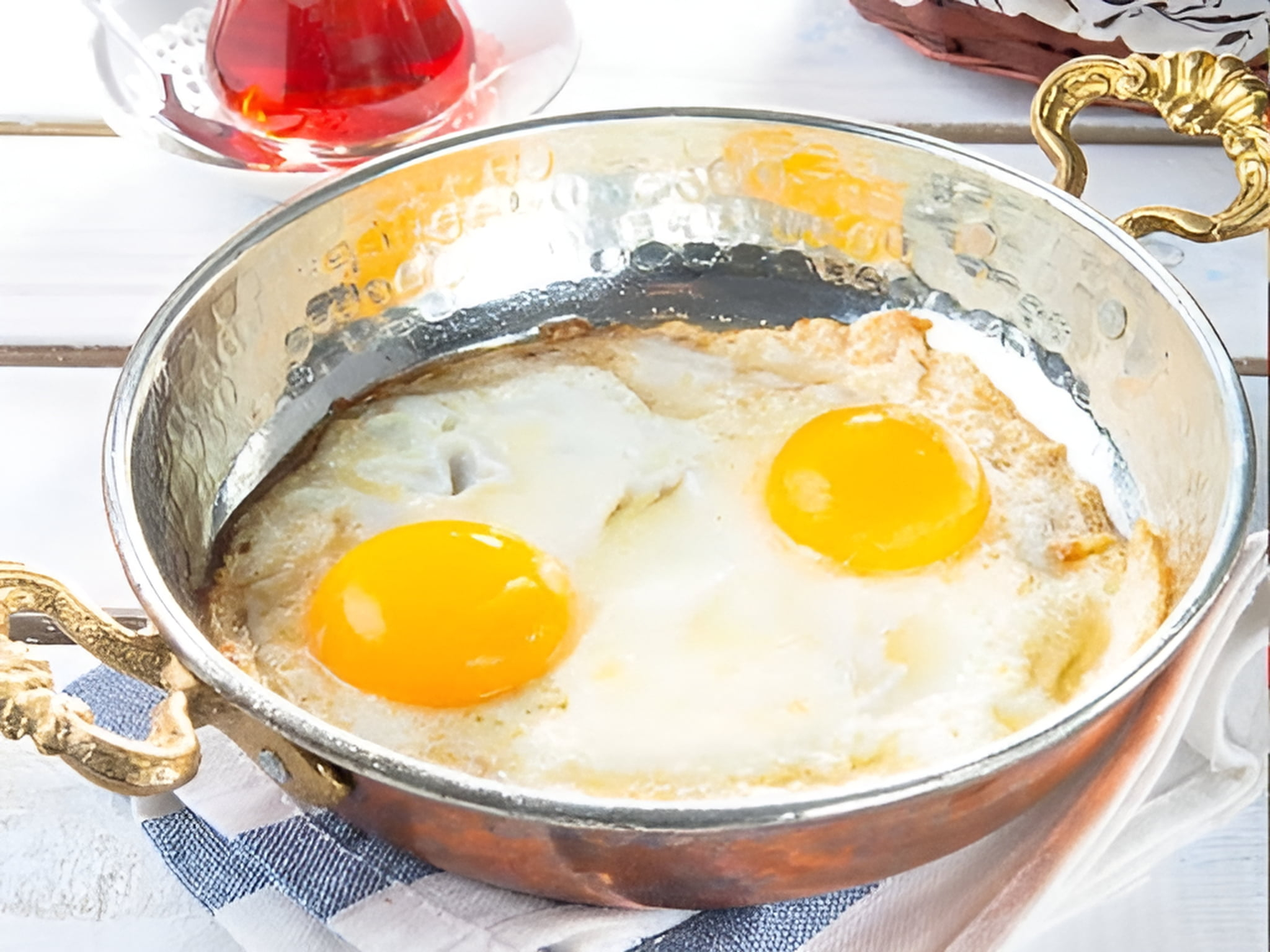 Hammered Copper Food Safe  Egg Omelet Pan Sahan, Copper Round Chef Pan, Traditional Handcrafted Copper Pan, 8.7 Inches (22 cm)