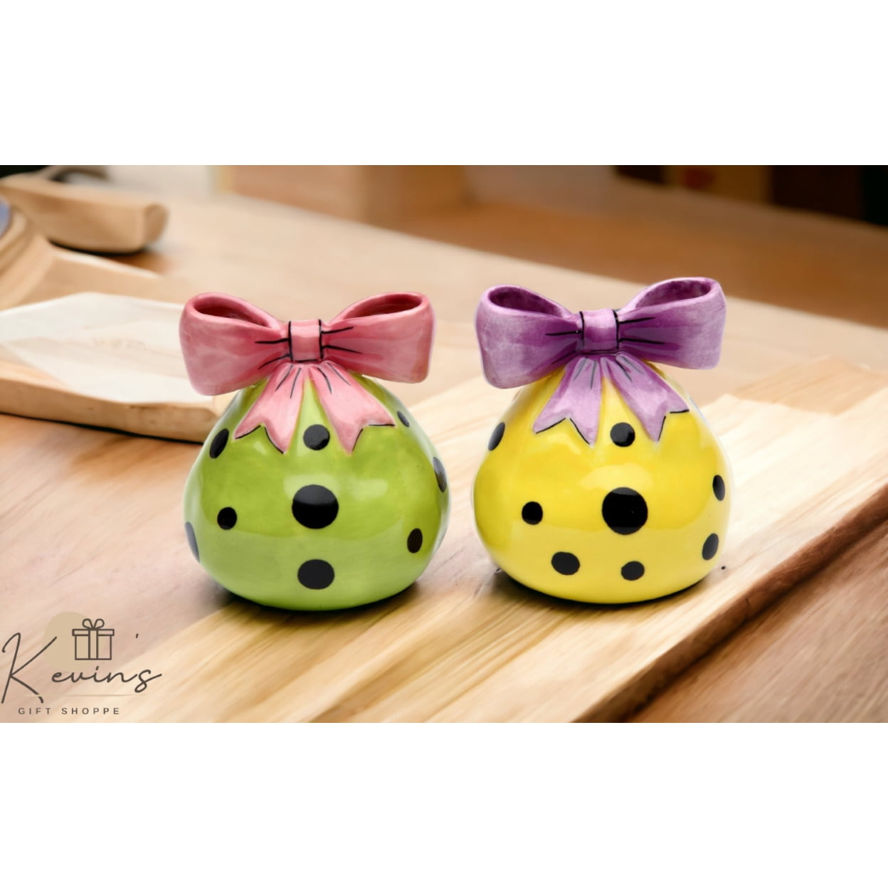 Cosmos Gifts Dots Salt and Pepper Set
