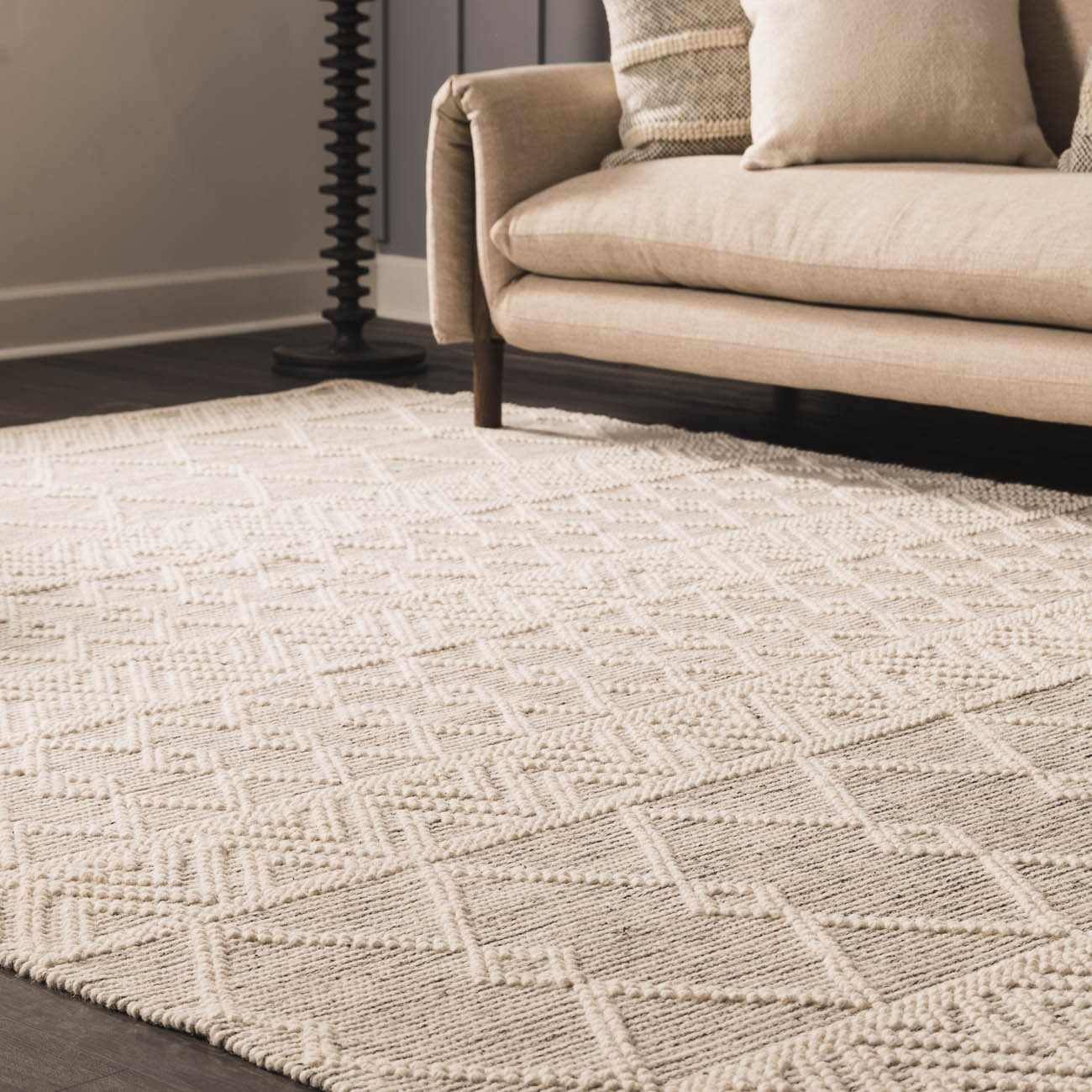 Hauteloom Huddlesford Boho Hand Woven Wool High Low Textured Area Rug - Farmhouse Southwestern Diamond Carpet for Living Room - Handmade Zig Zag Bubble Weave - Beige, White, Brown - 10' x 14'