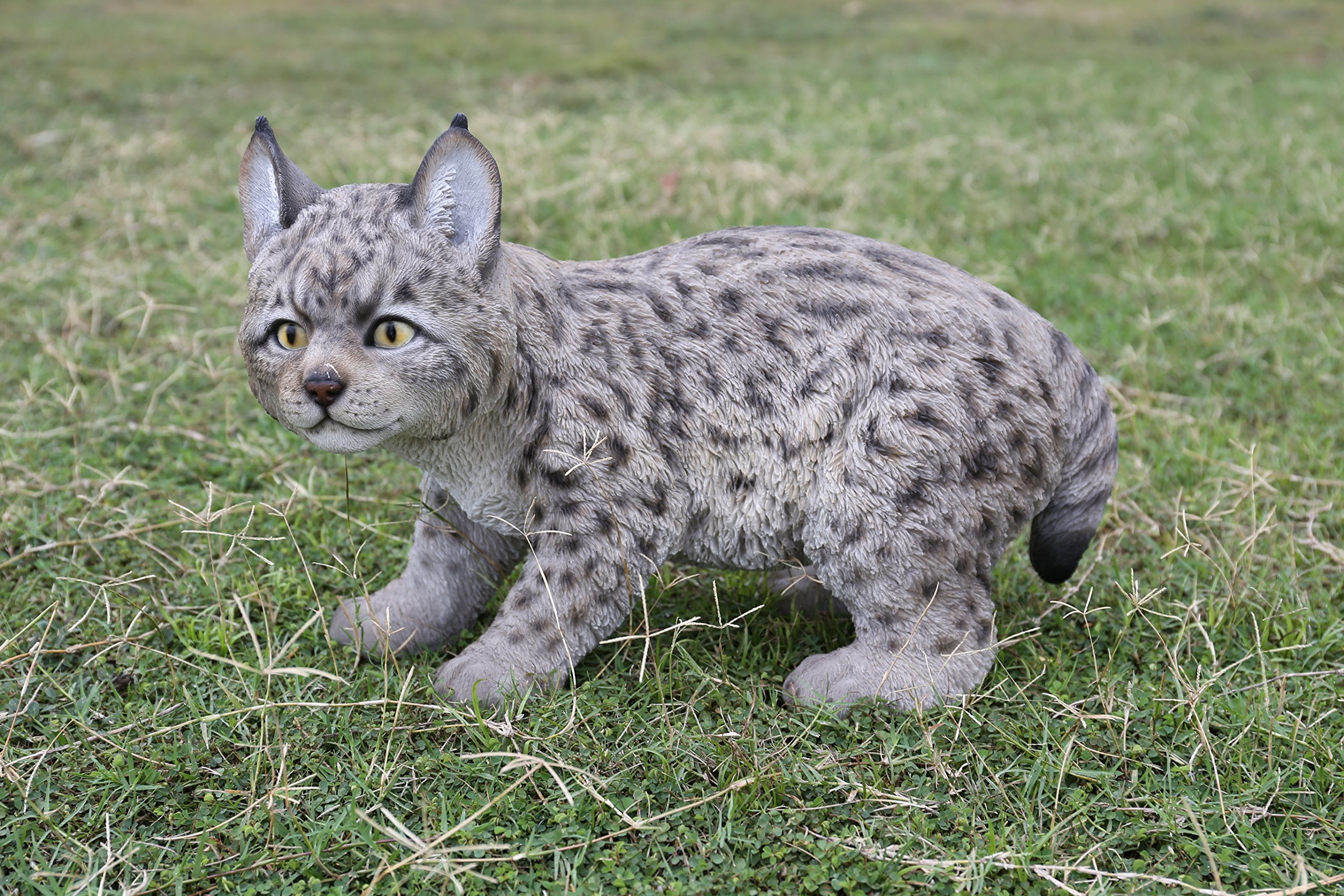 Hi Line Gift 87711-B 10” LYNX KITTEN Durable Polyresin Figurine