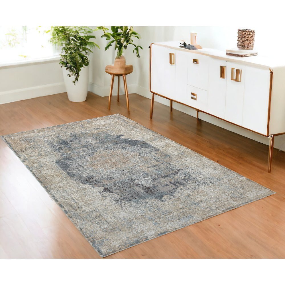 HomeRoots 4' X 6' Beige And Gray Medallion Area Rug