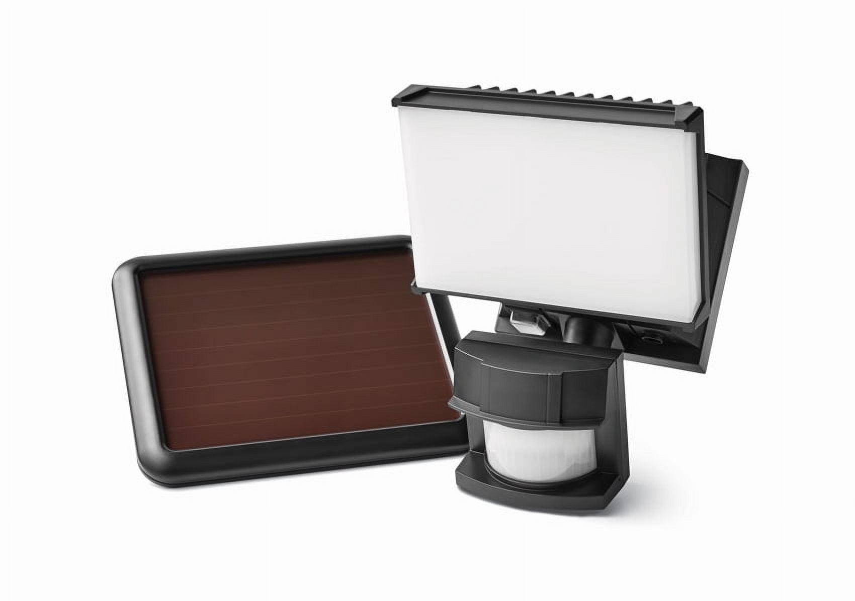 Hyper Tough 1000 Lumen LED Solar Motion Detection Security Light