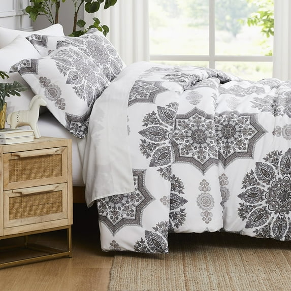 Infinity Printed Comforter Set by SouthShore Fine Linens