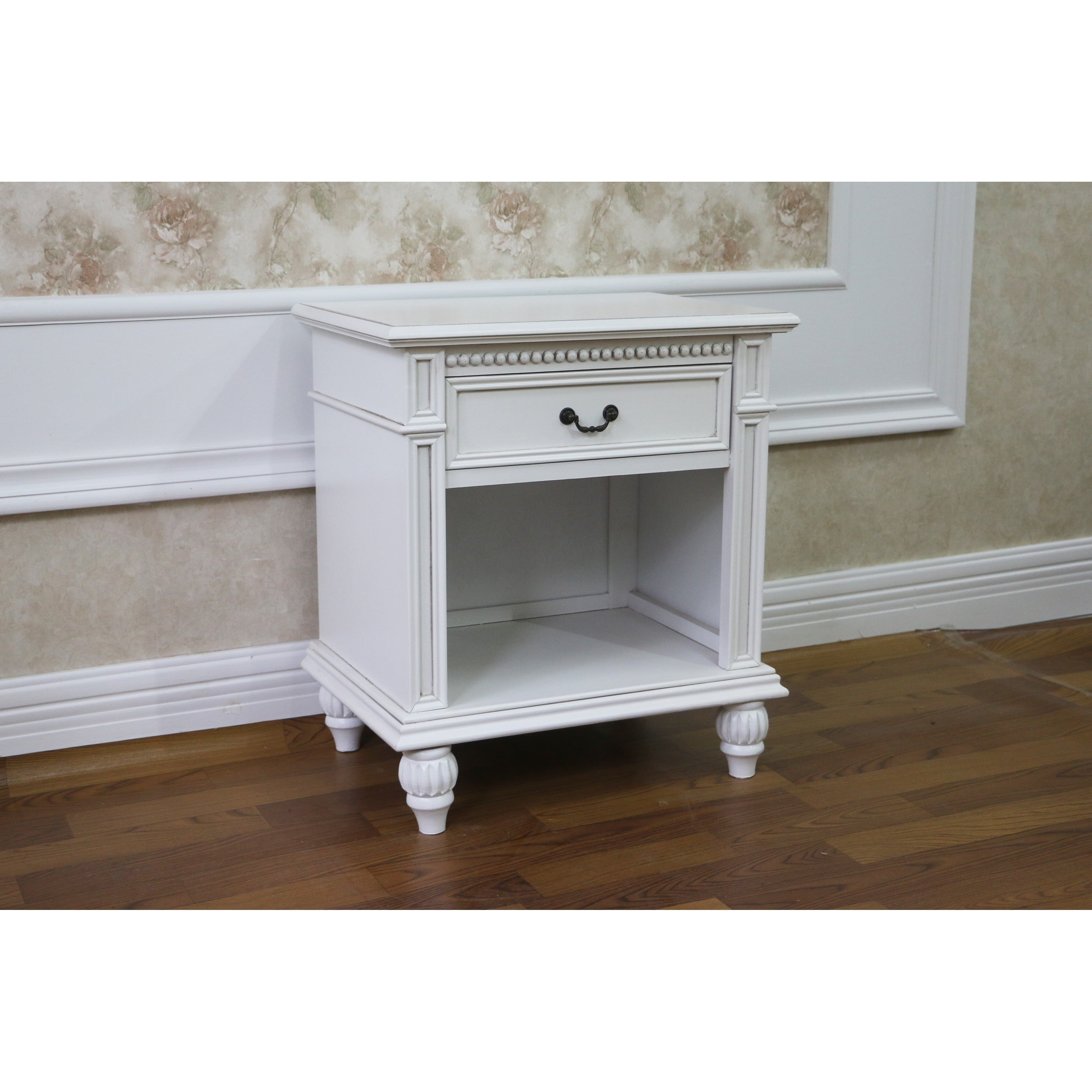 Windsor Hand Carved Wood 1-drawer Lamp Table