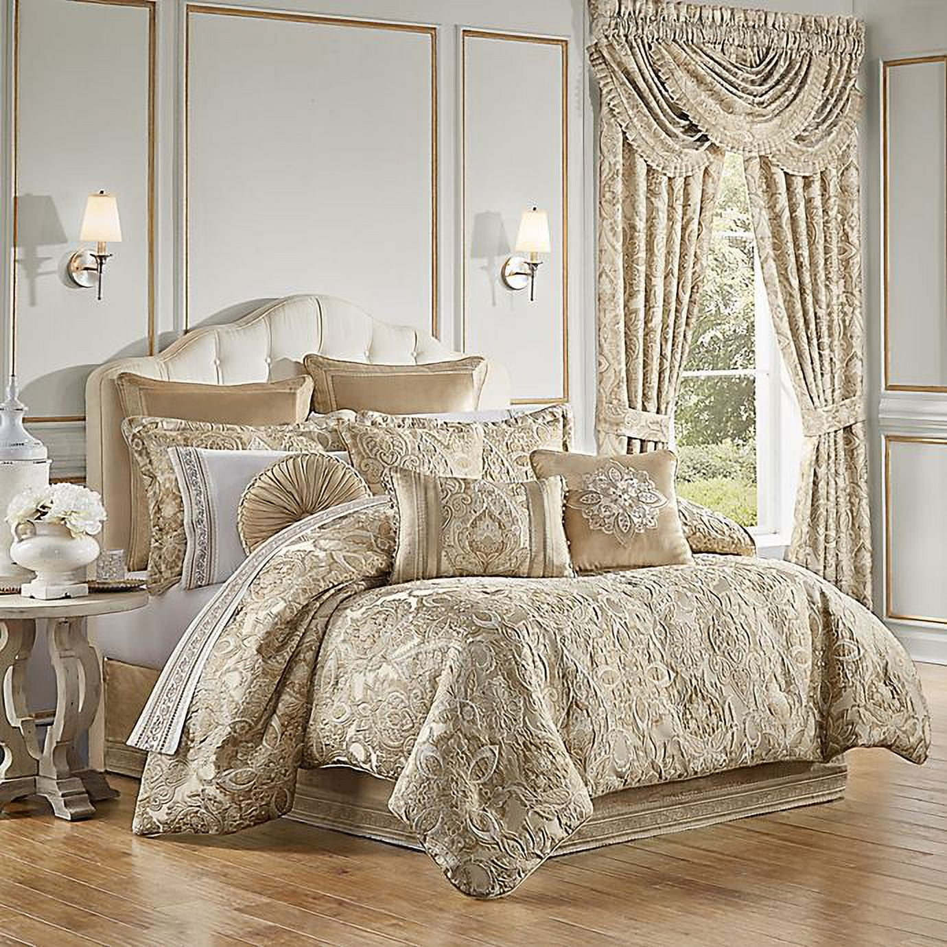 J Queen New York Sandstone Queen 4 Piece Comforter Set