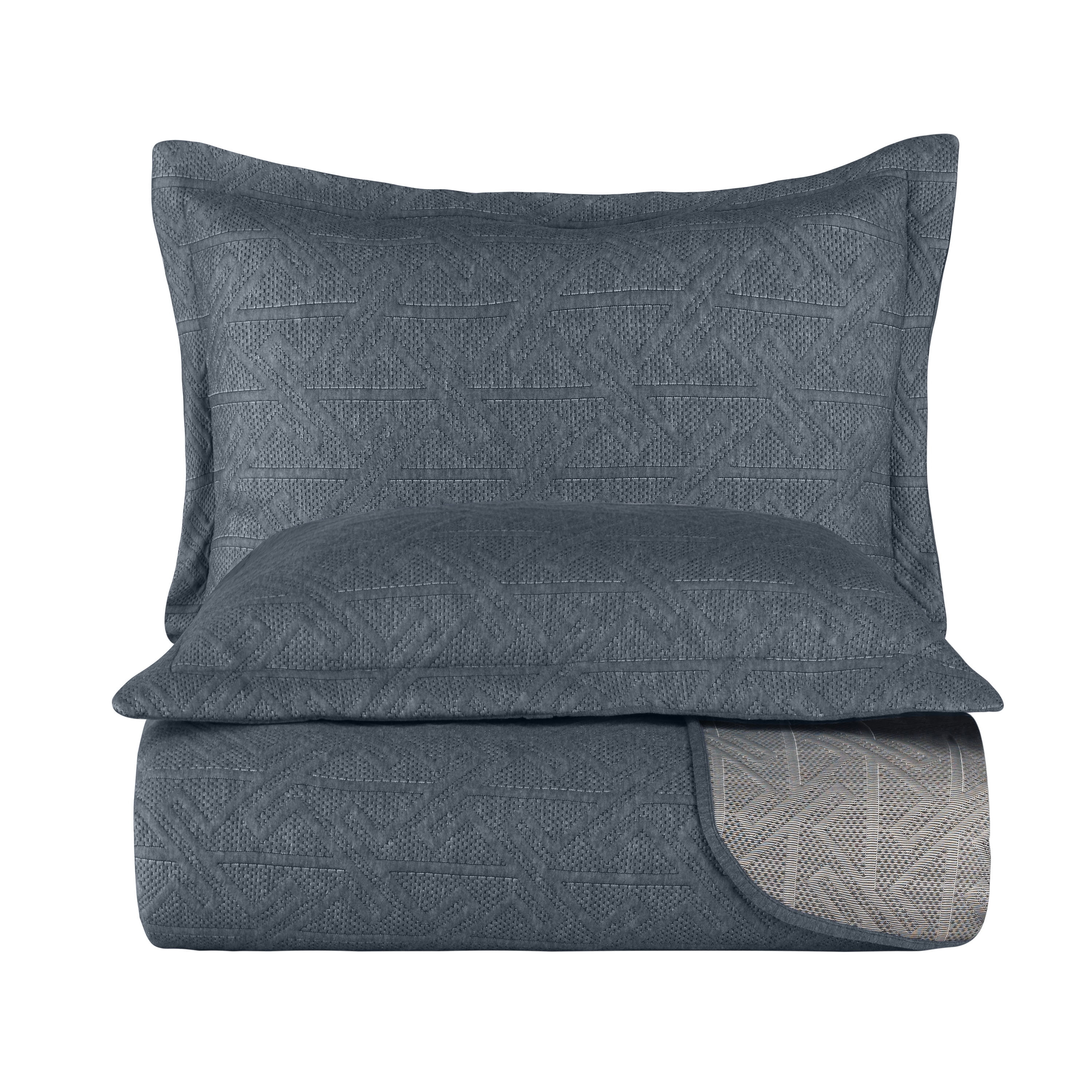 Ambesonne Flannel Mixed Coverlet Set (Set of 3)