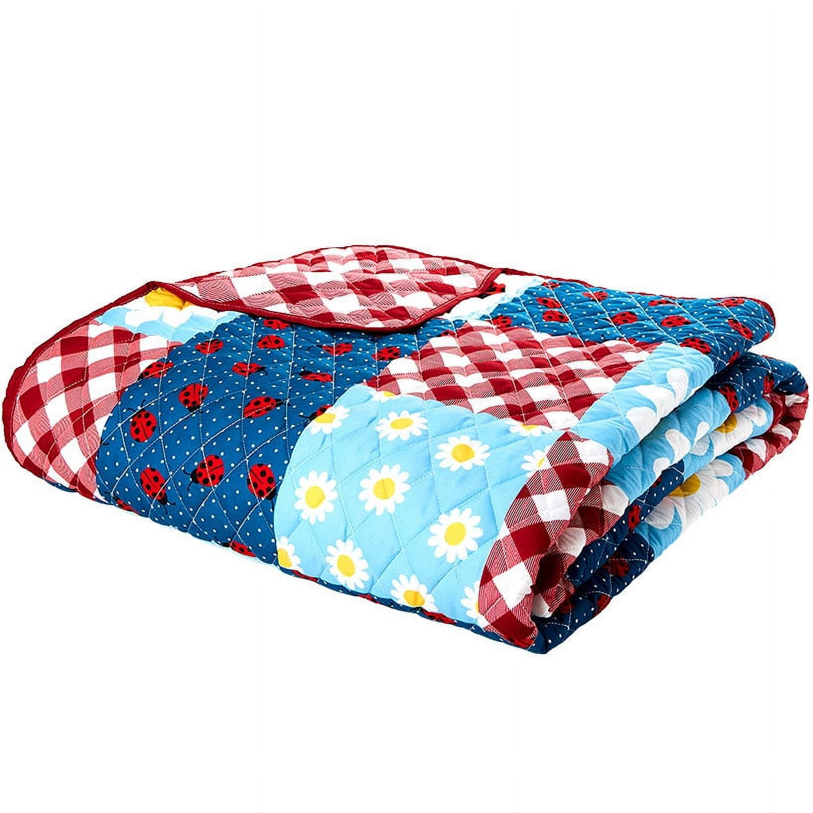 The Lakeside Collection Ladybug Quilt Ensemble - Ladybug Full/Queen Quilt