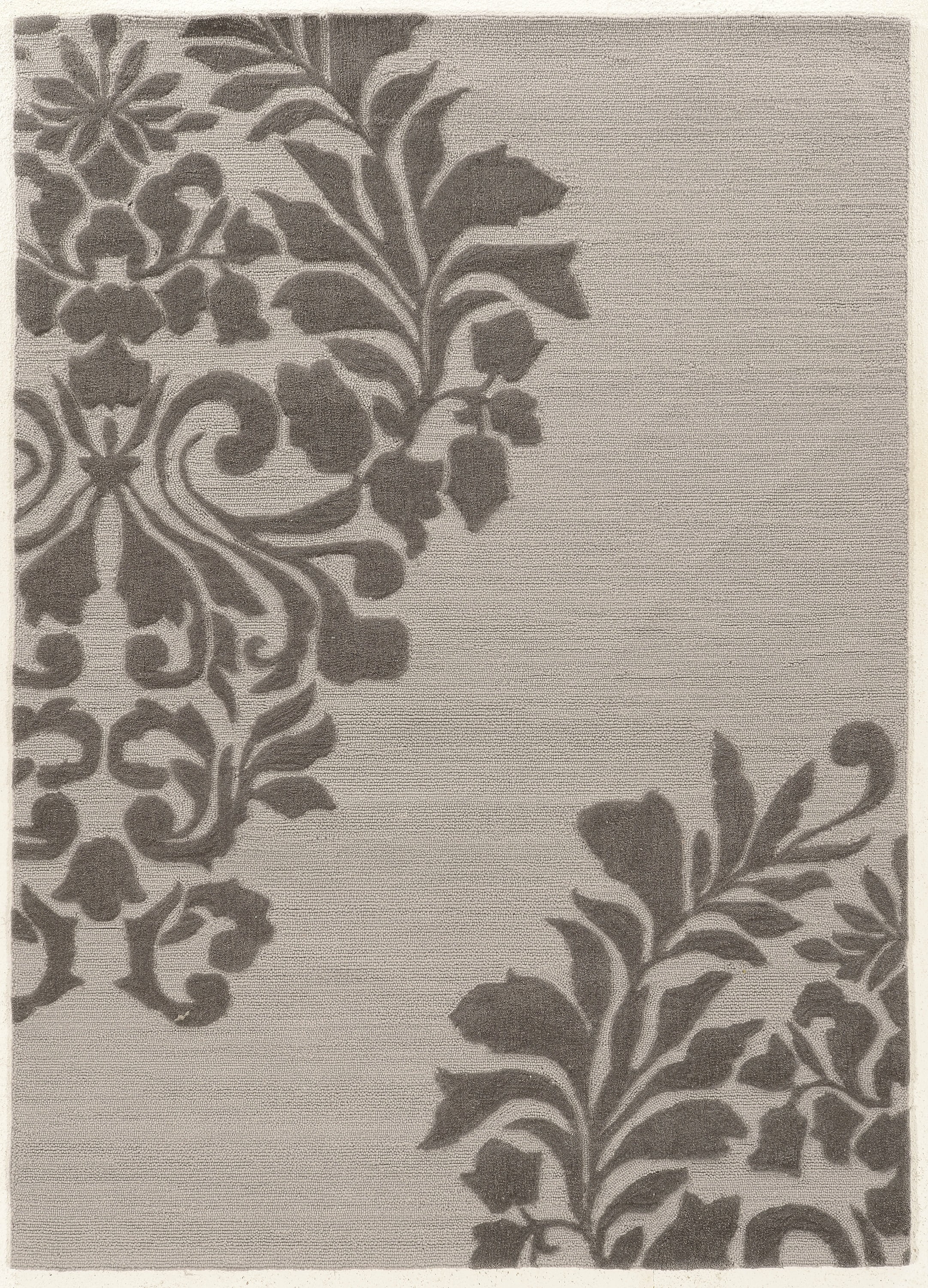Linon Trio Medallion Hand Tufted Polyester 5'x7' Rug in Gray