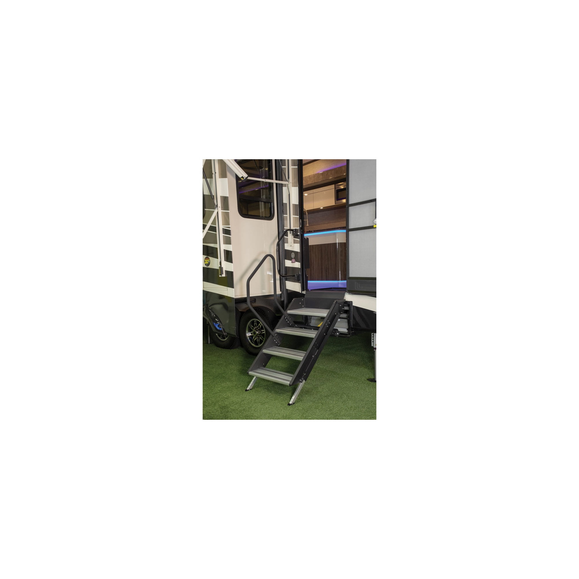 Lippert 799640 Solid Step Entry Assist