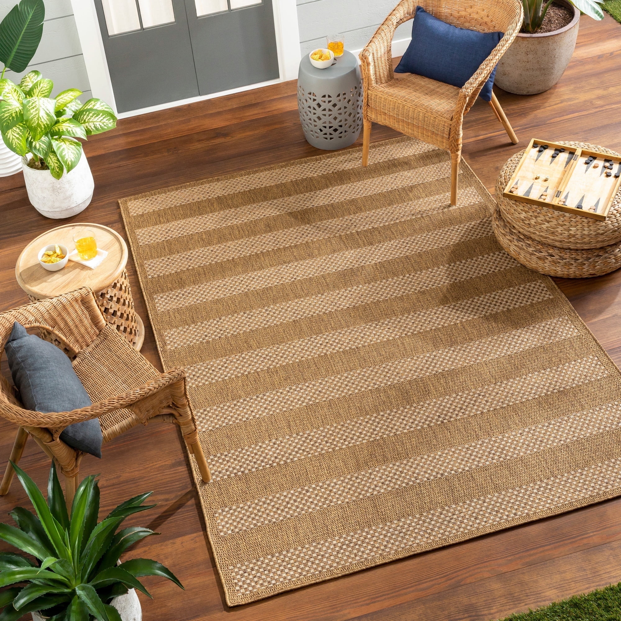 Livabliss Pismo Beach Modern Indoor/Outdoor Area Rug, Tan, 6'7" x 9'