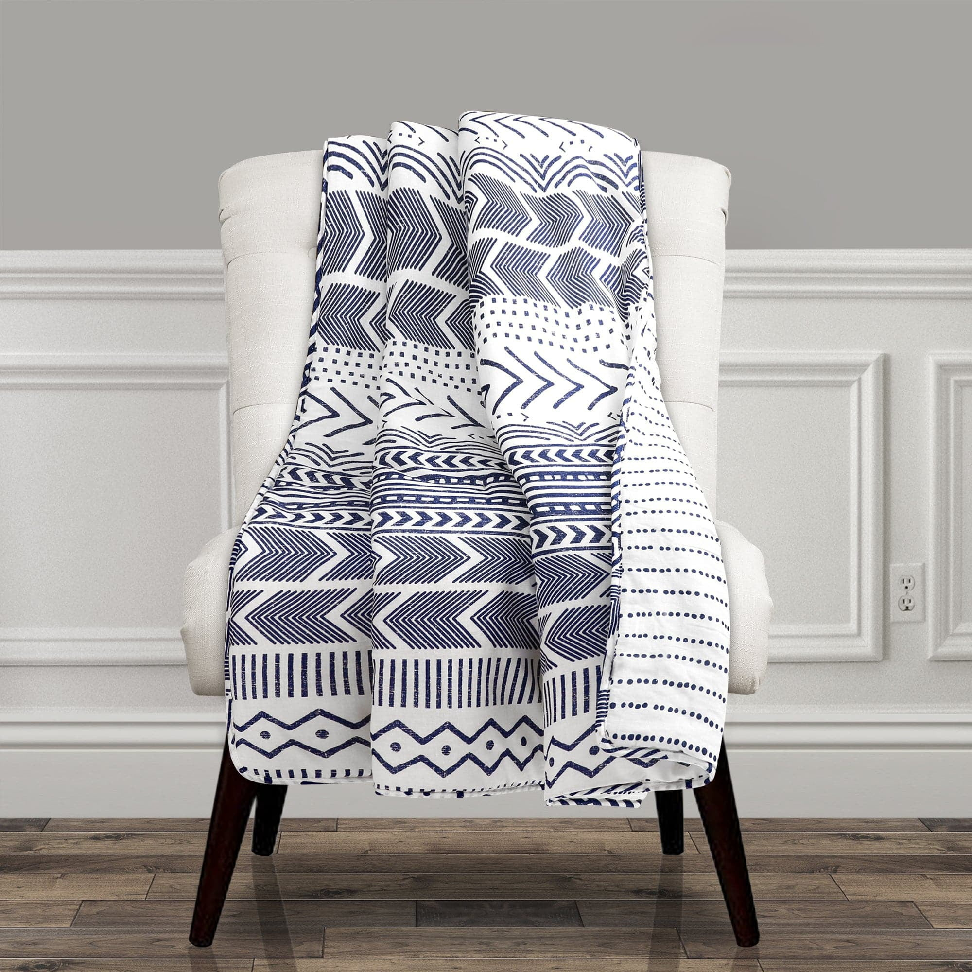 Lush Decor Hygge Geo Cotton Reversible Throw, 60x50, Navy/White, Single