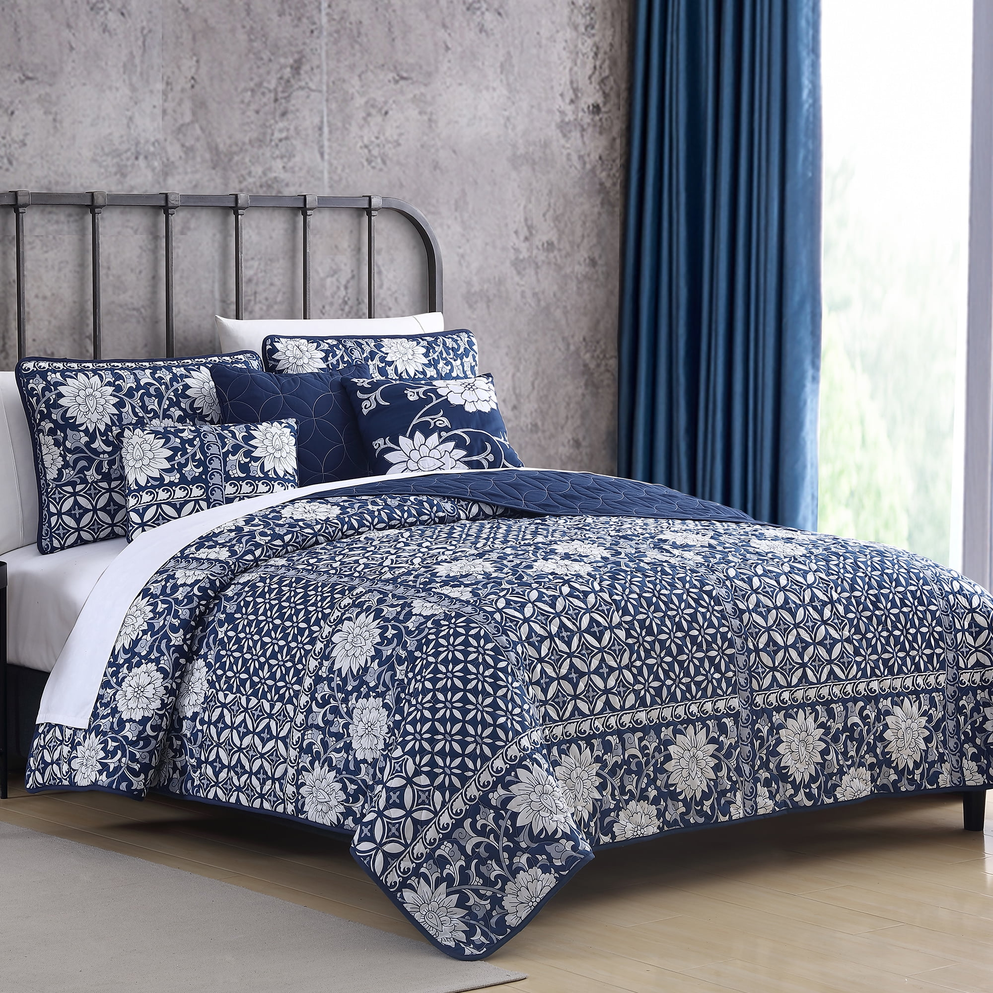 Modern Threads Zion 6-Piece Printed Adult Quilt Set, Queen