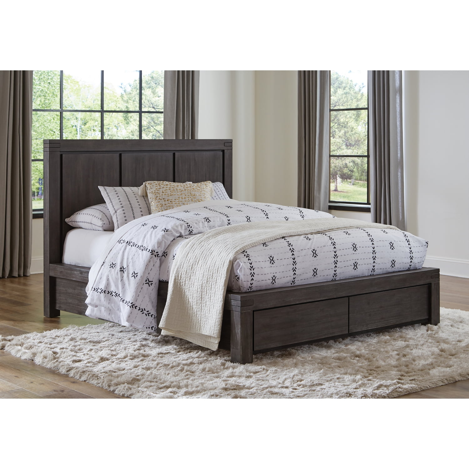 Sand & Stable™ Emerie Solid Wood Platform Bed