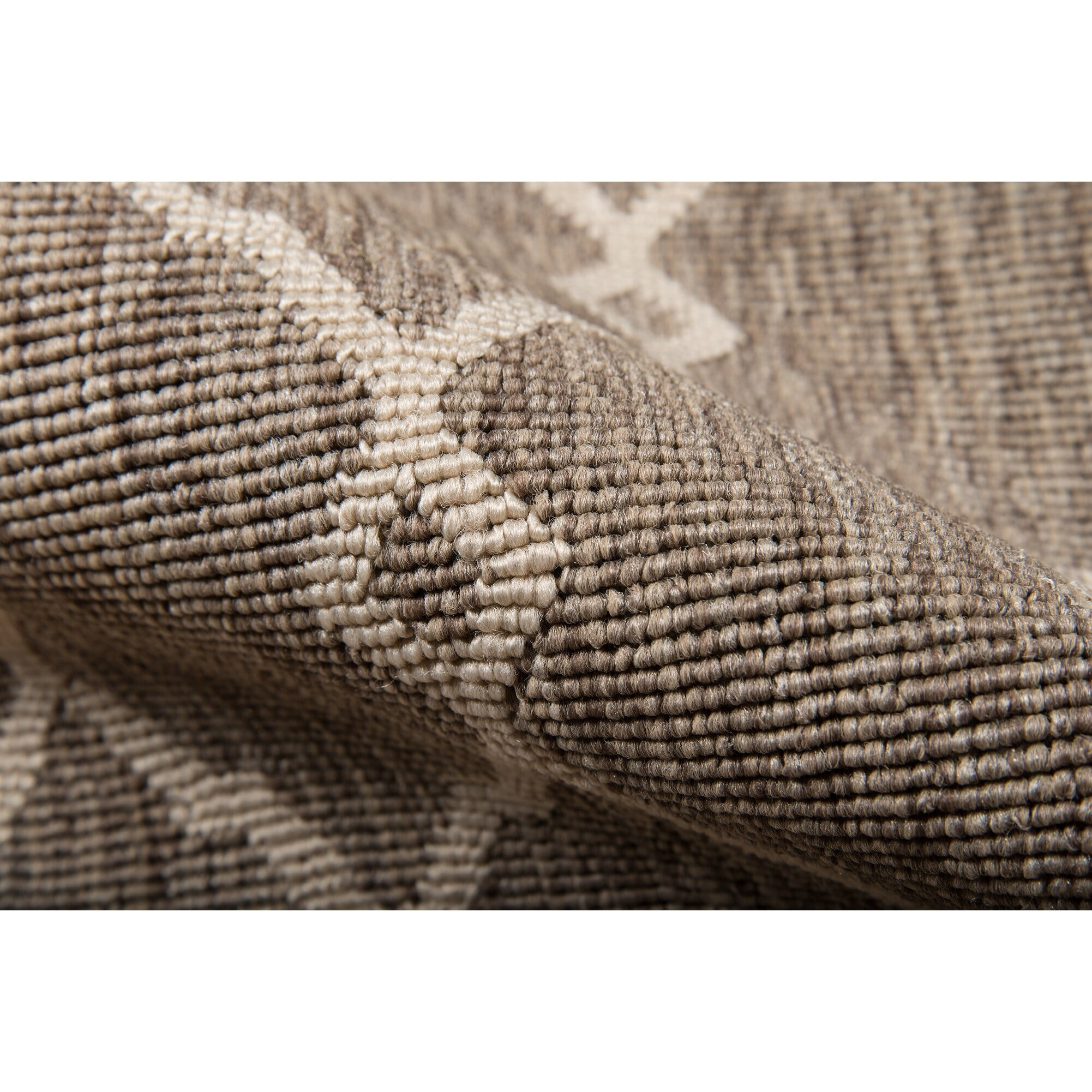 Momeni Baja 5'3" X 7'6" Transitional Rug in Taupe