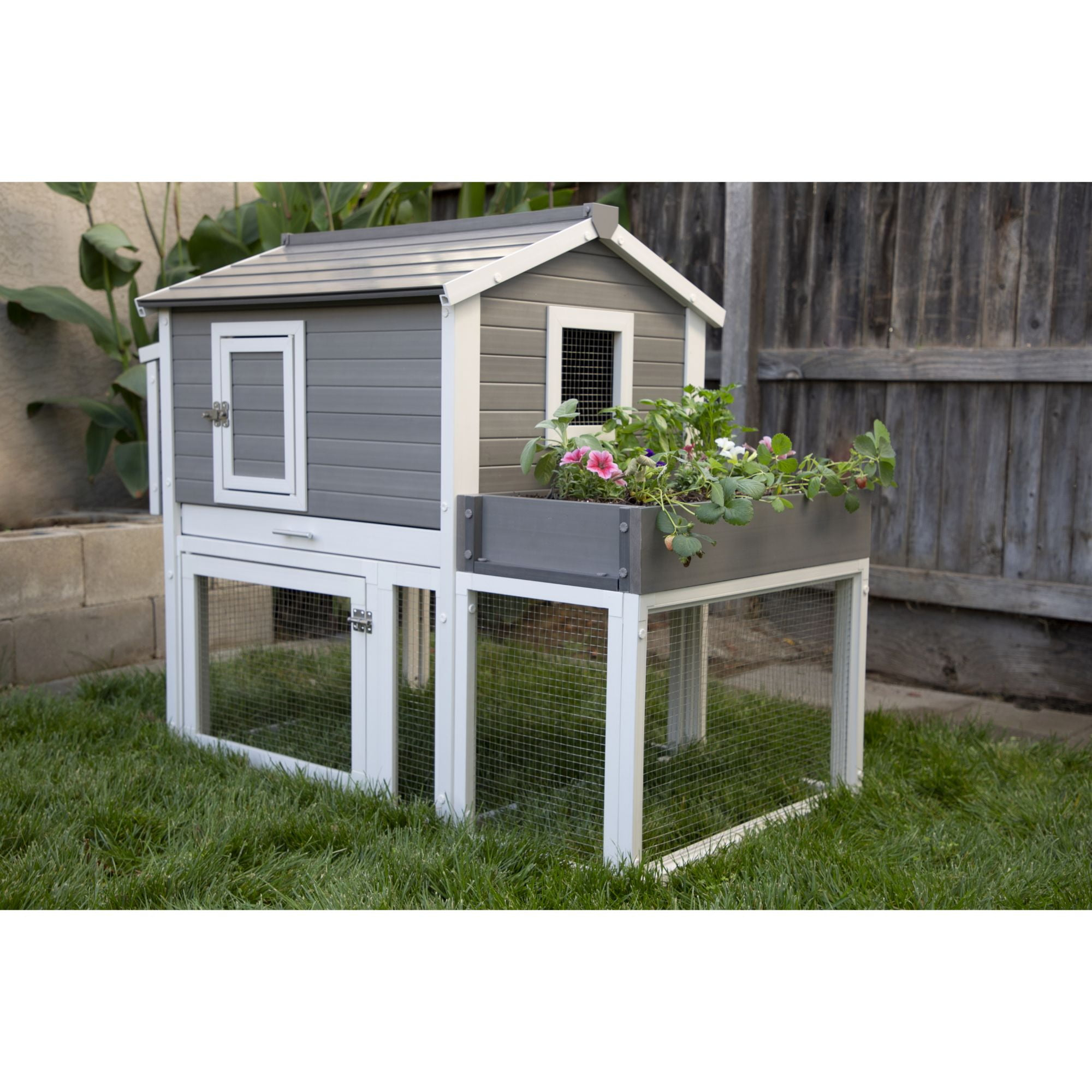 New Age Pet® ECOFLEX® Urban Farm Chicken Coop - 2-Level Living Space with Nesting Box, Roosting Bars, and NeveRust Stainless Steel Pen, Easy Assembly, Ideal for 2 Average Size Chickens or 4 Bantams