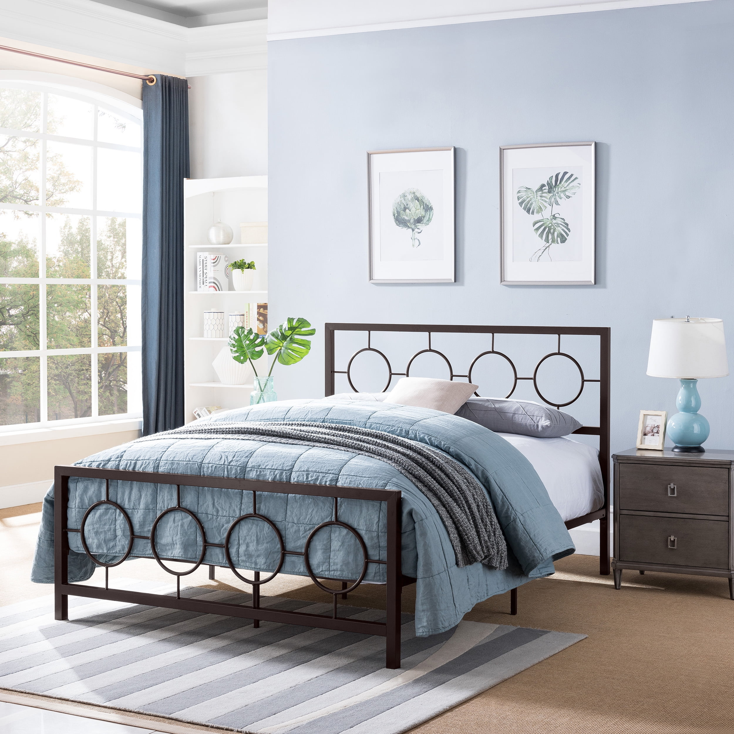 Noble House Ewelina Modern Queen-Size Iron Geometric Low-Profile Bed Frame, Hammered Copper