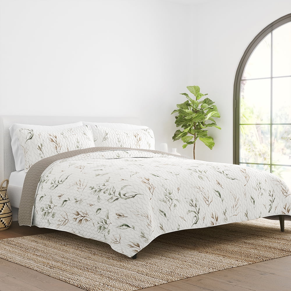 Noble Linens Latte 3 Piece Watercolor Leaves/Stripe Reversible Microfiber Quilt Set, Queen / Full