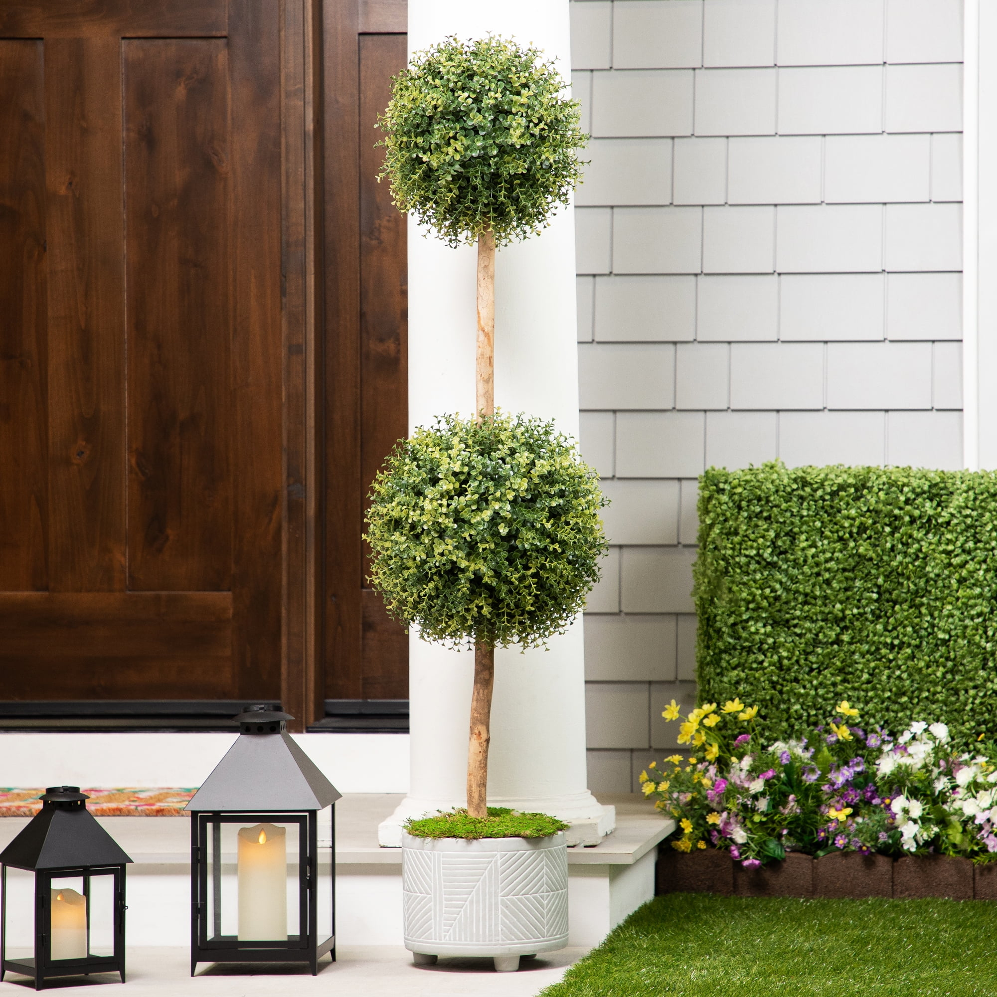 Northlight Seasonal 4.5' Potted Two-Tone Artificial Boxwood Double Ball Topiary Tree - Unlit